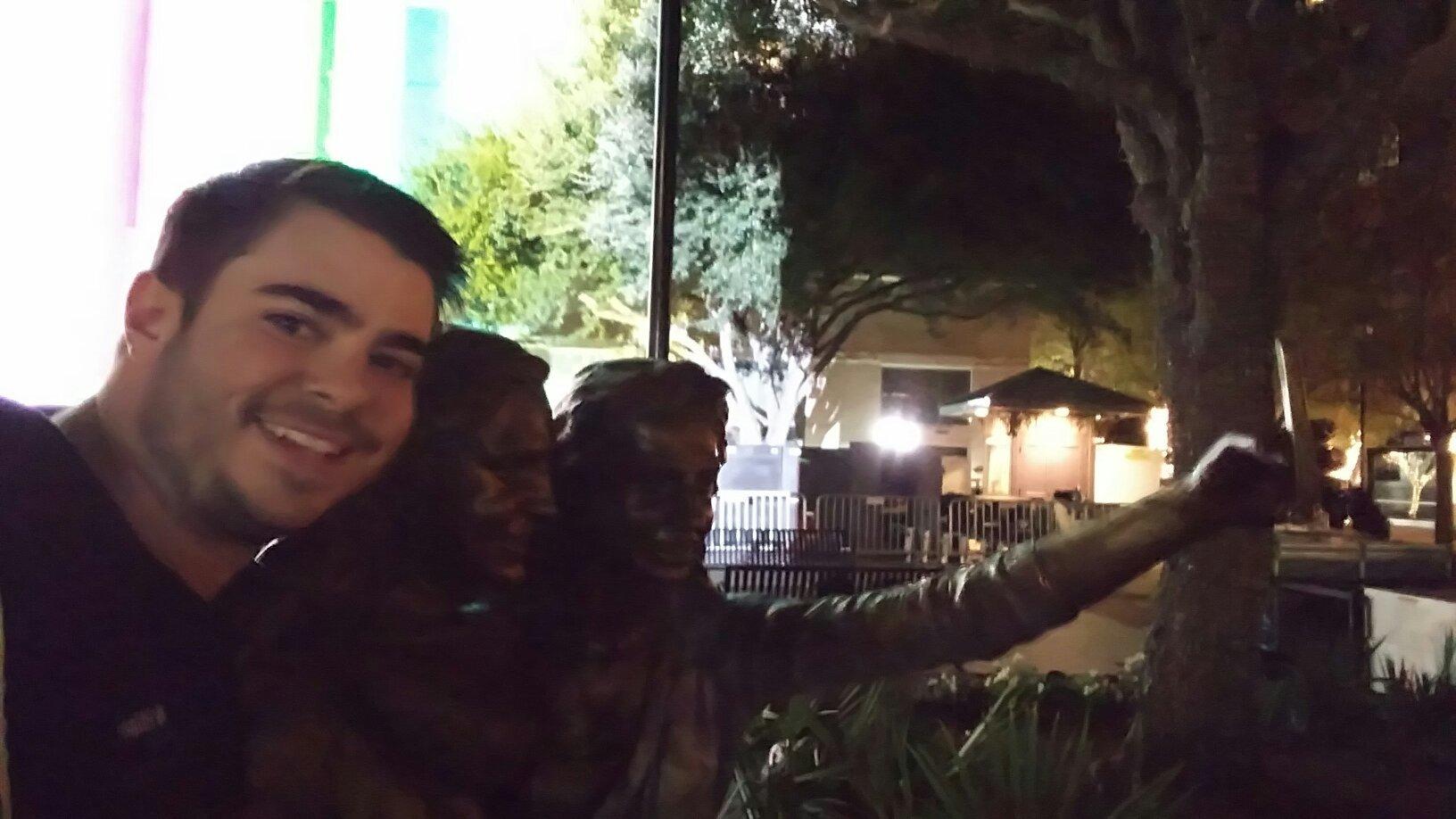 Selfie Statue