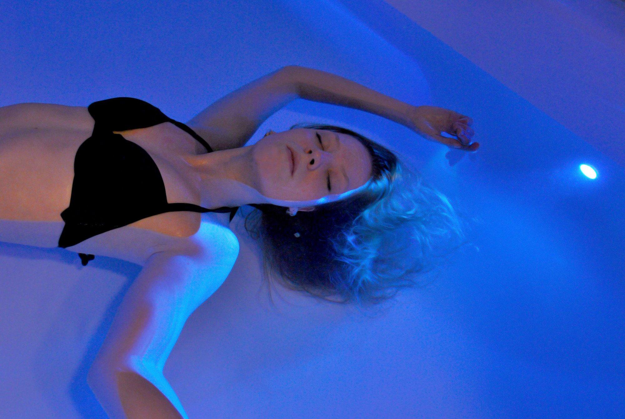 Tranxx - Schwebebad & Massagewelt