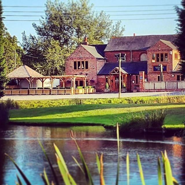 Barnacles Restaurant & Bar Bistro