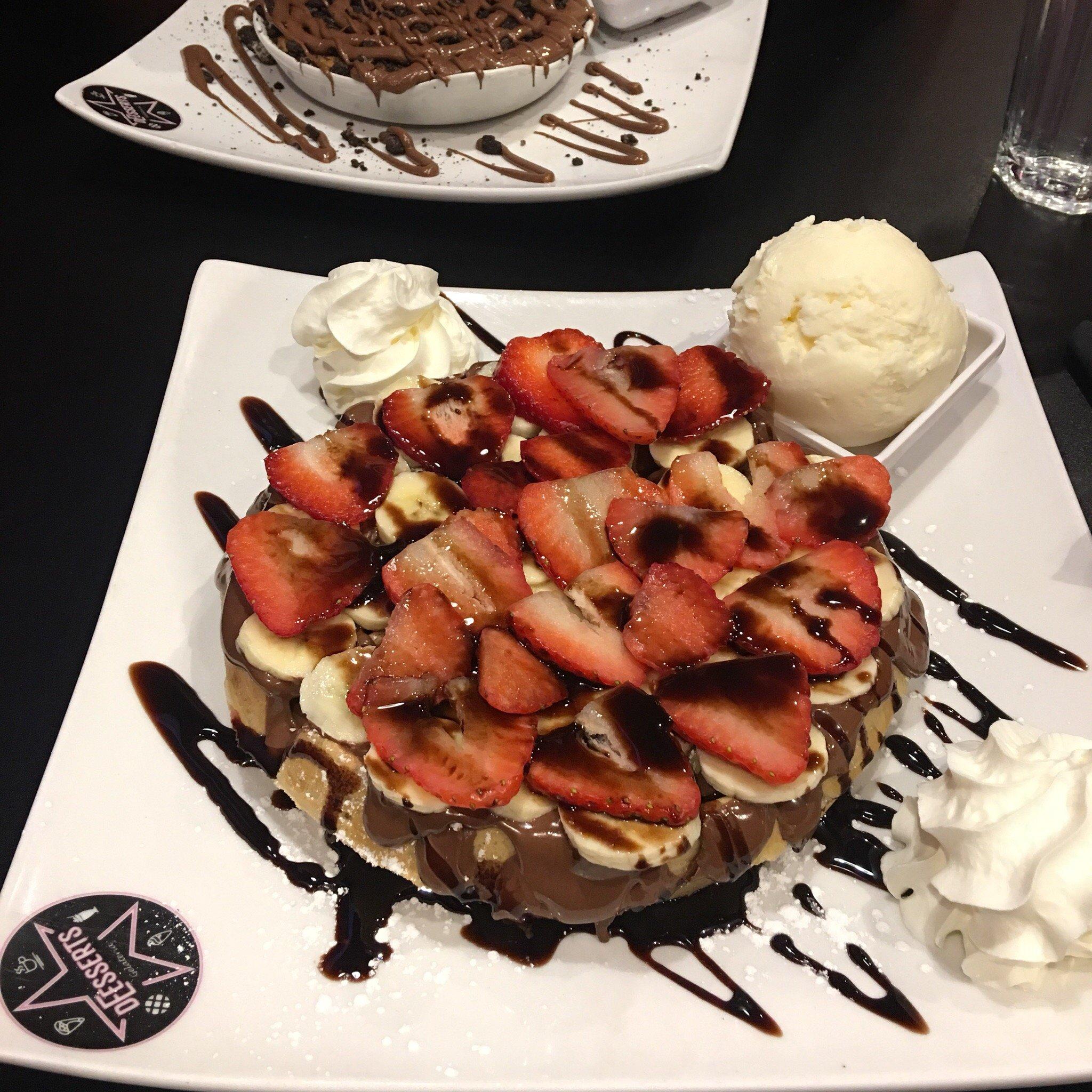 Deesserts Restaurant Parlour