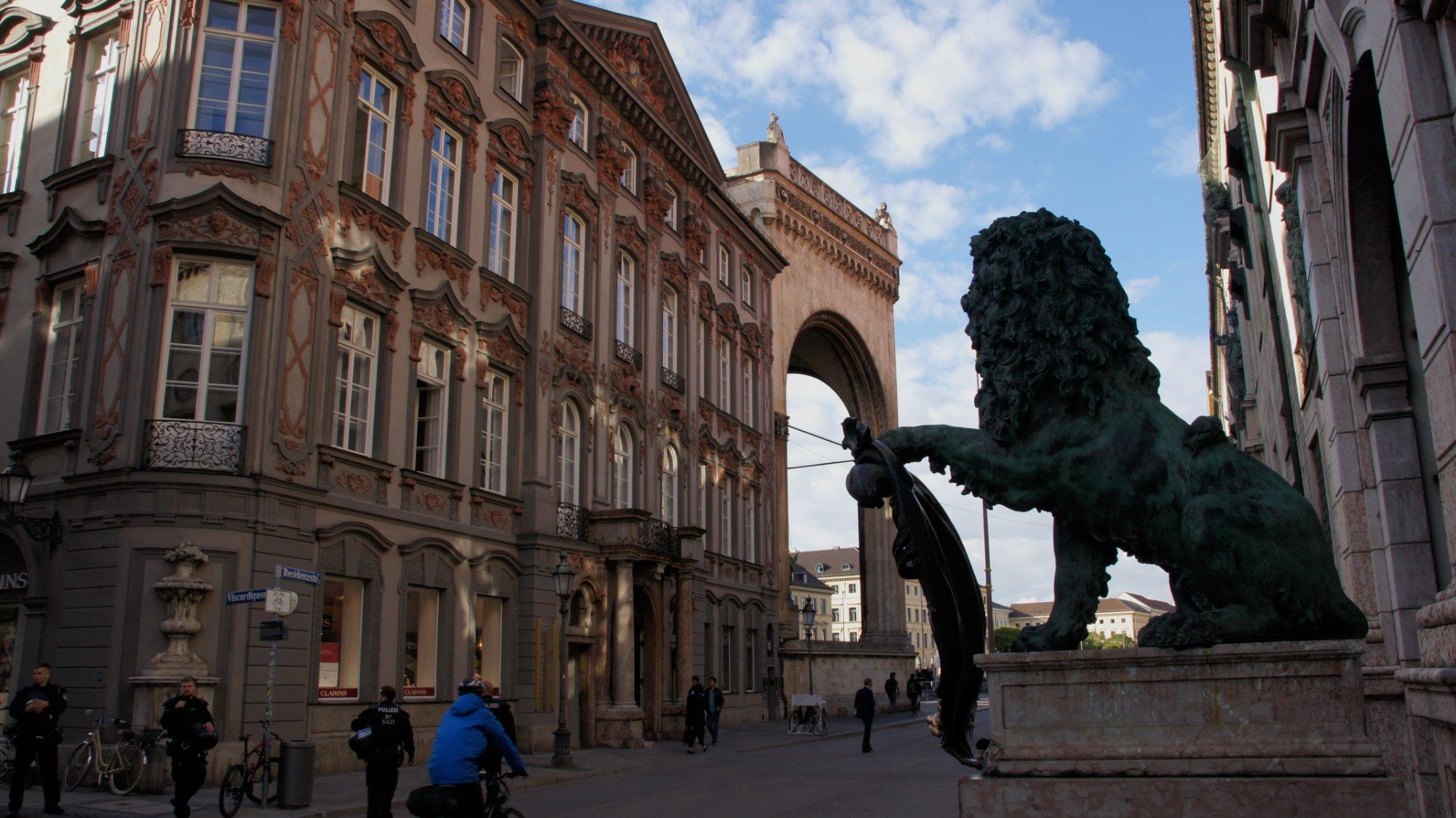 Löwen an der Residenz