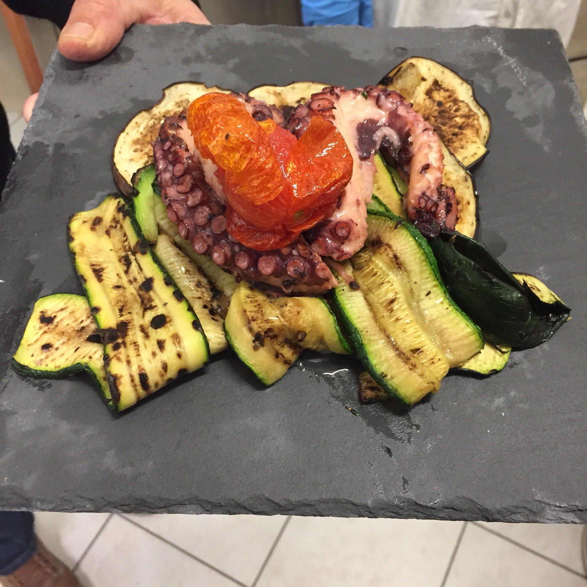 Pizzeria Ristorante SpaccaNapoli 187