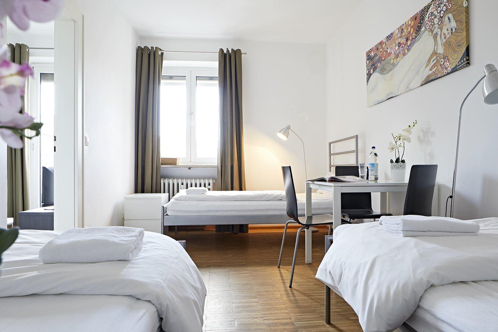 Uebernacht HostelHotelHome