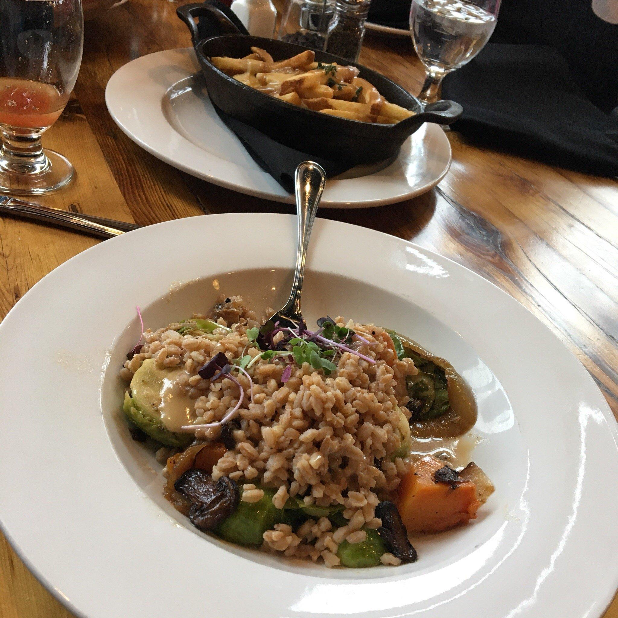 Photo by MusicAndCode