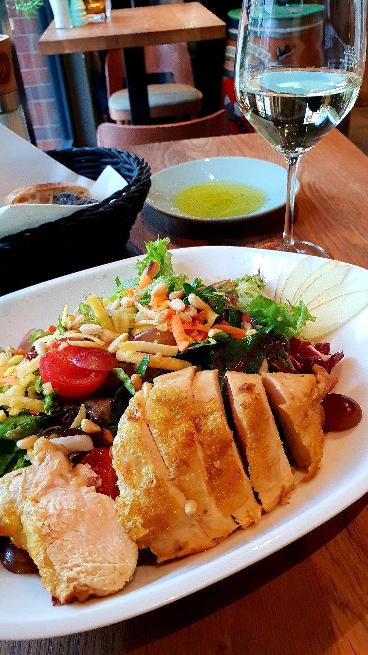 Neumann's Bistro & Weinbar – St. Georg