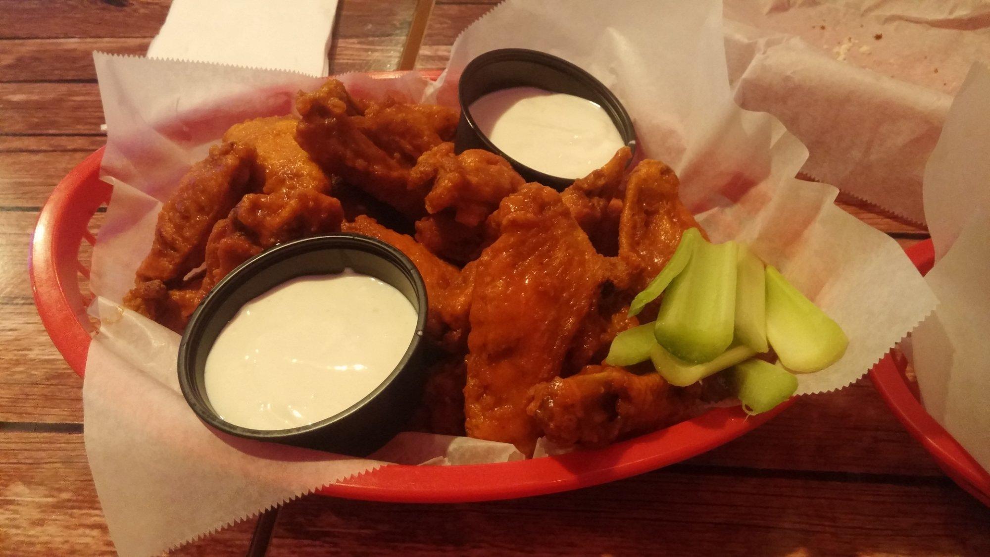 Roosters Wings & Brew