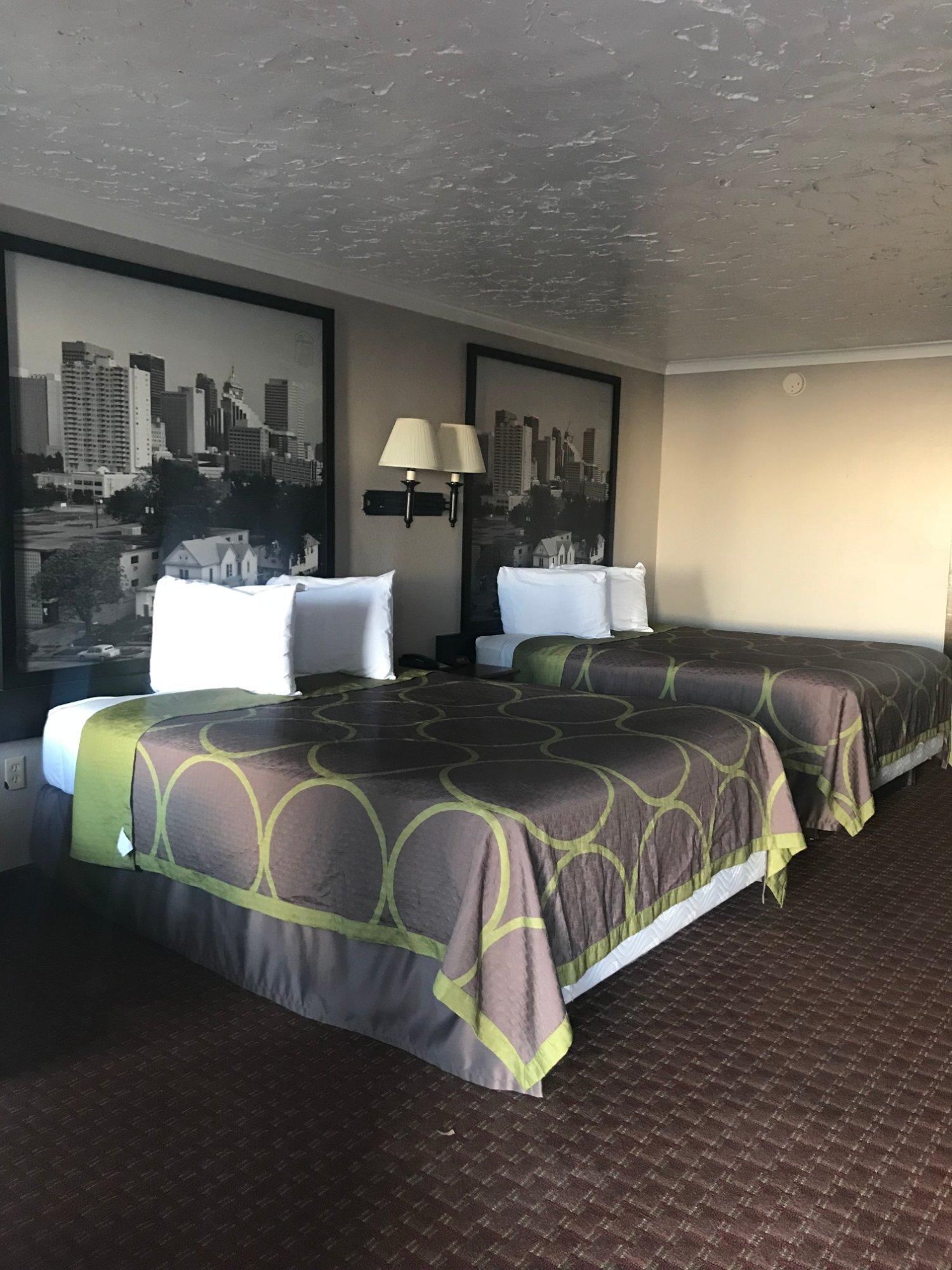 Super 8 by Wyndham Enid