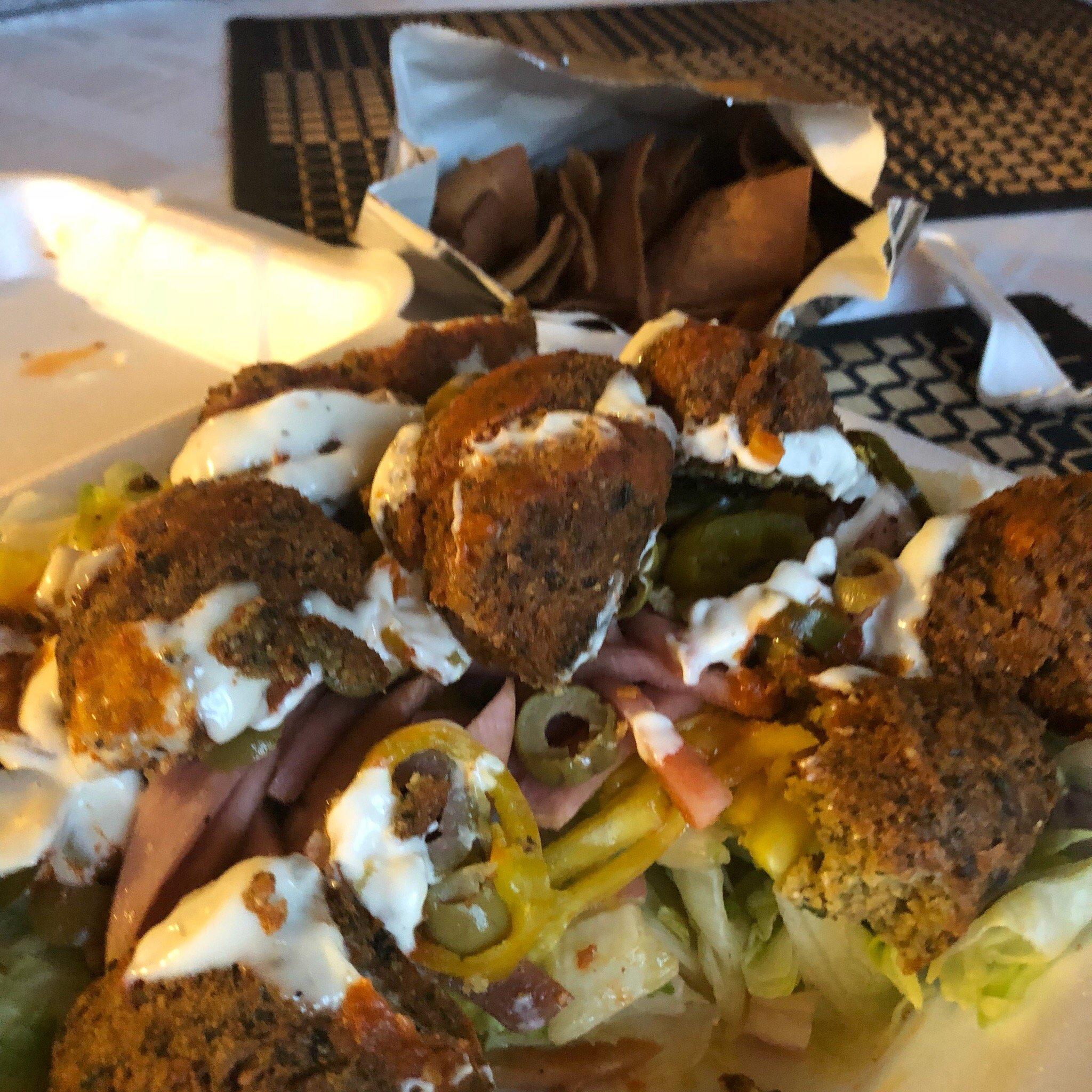 Poppi's pizzeria & grill