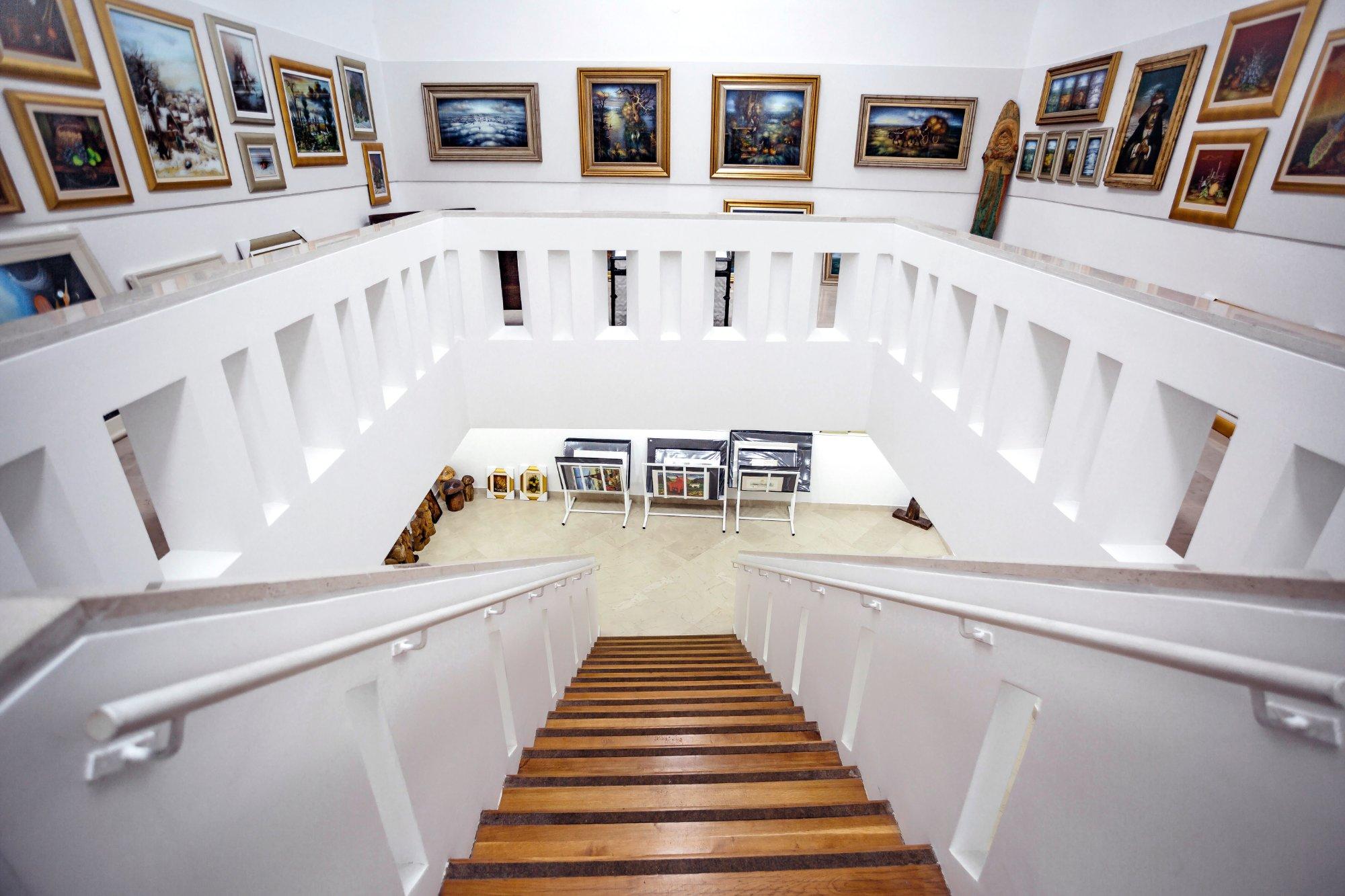 Croatian Naive Art Gallery