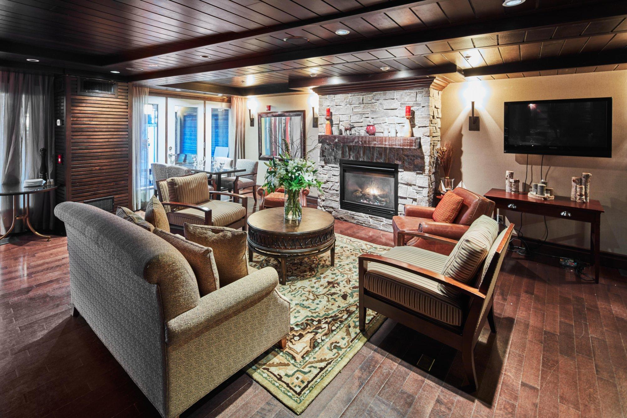 Touchstone Grill Restaurant