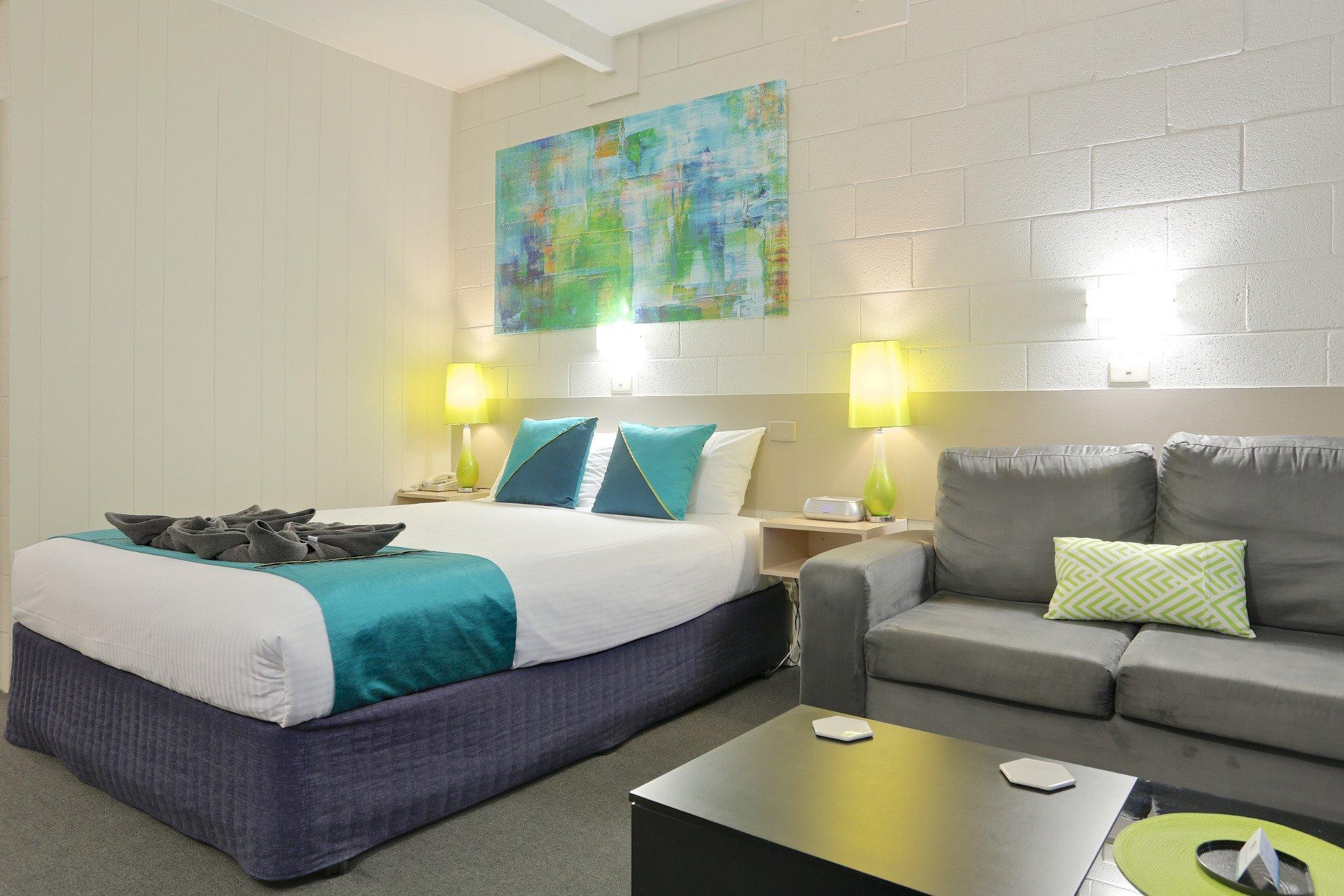 Castle Creek Motor Inn