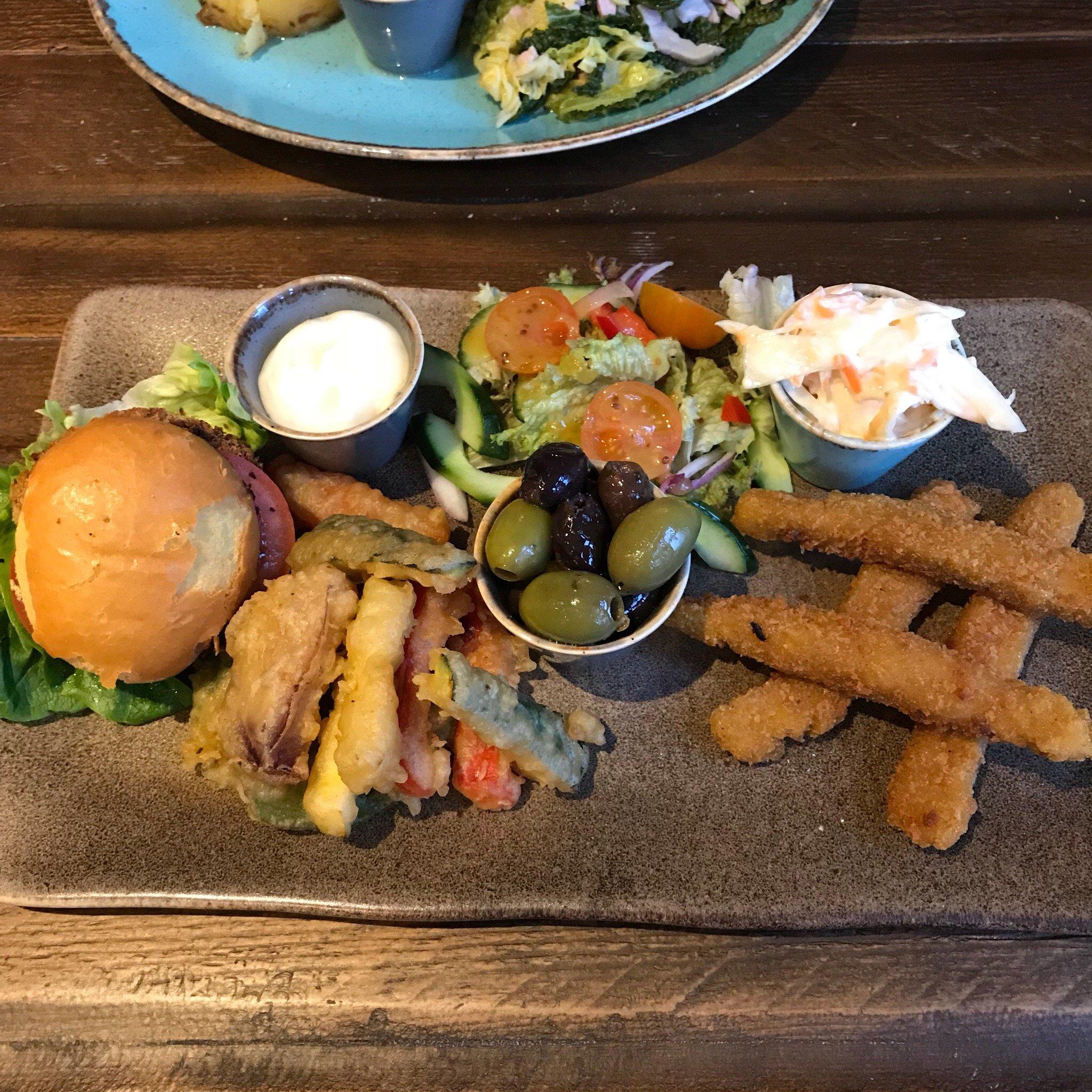 Stonecross Manor Hotel