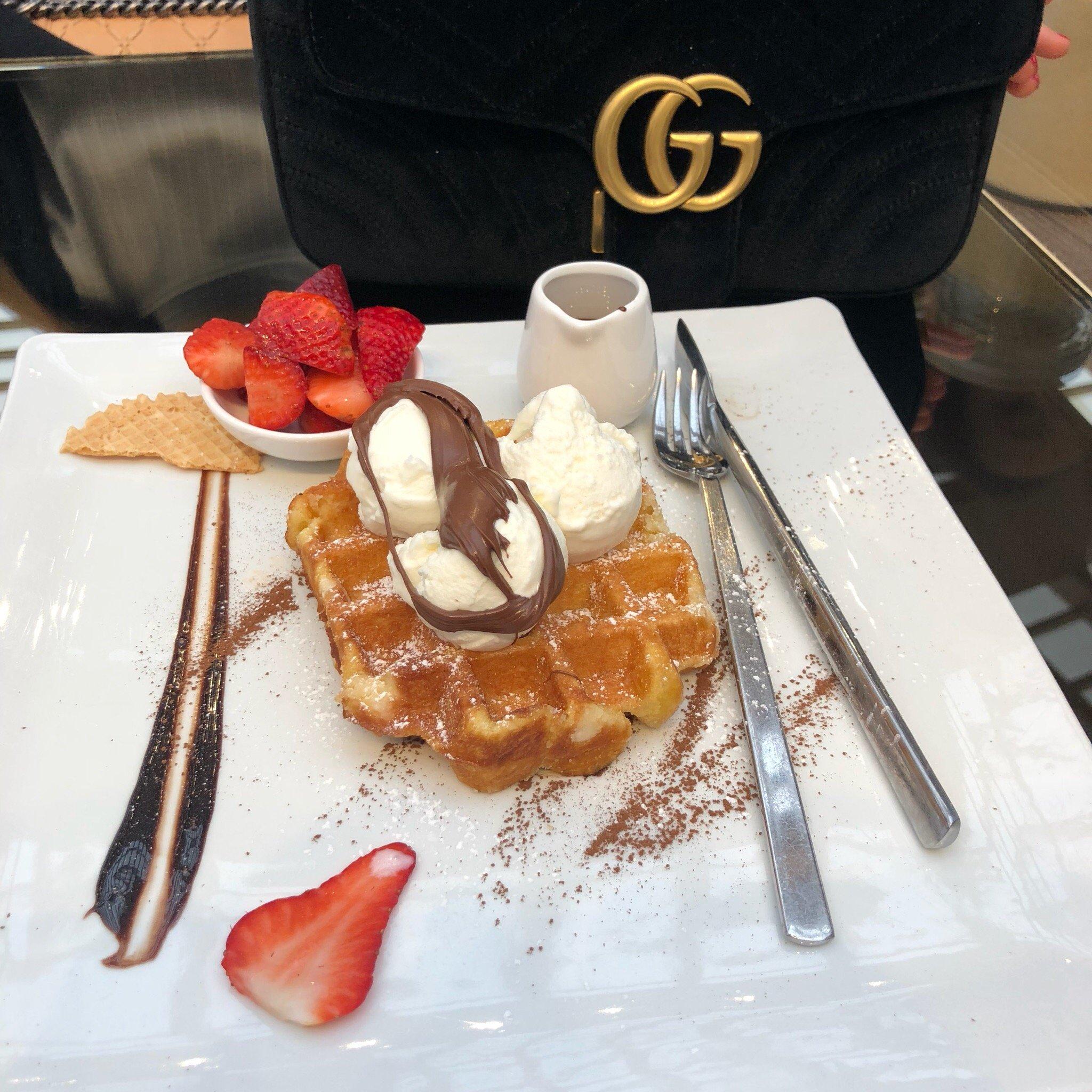 Photo by parisian_style_mood