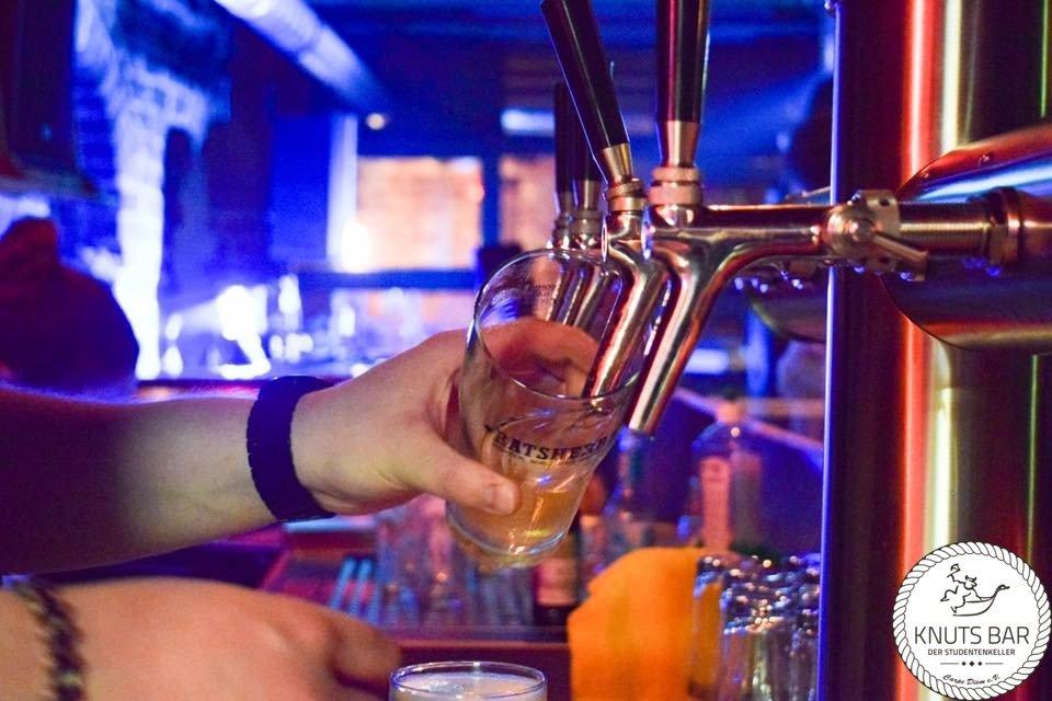 Knuts Bar - Der Studentenkeller