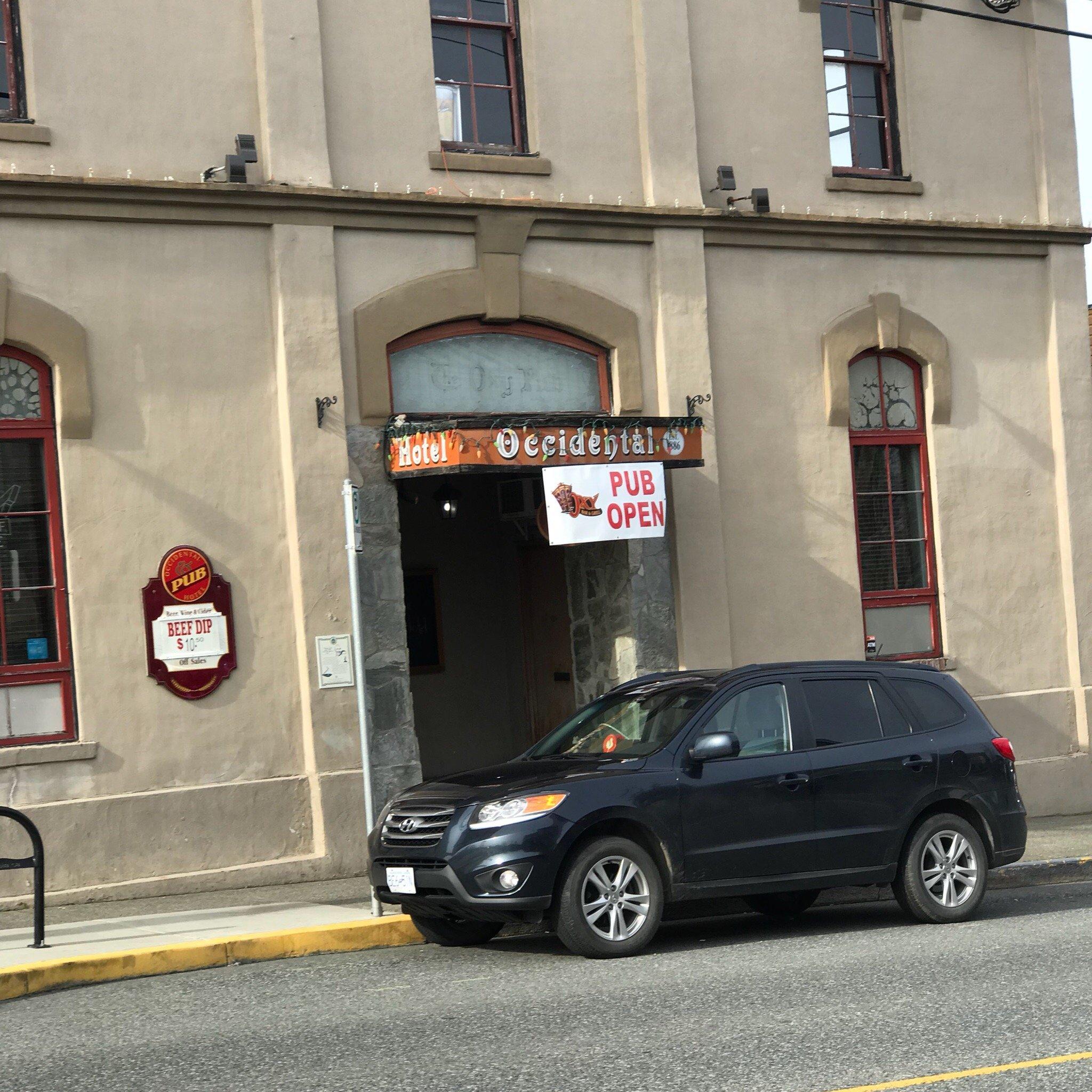 The Oxy Pub - Bar & Grill