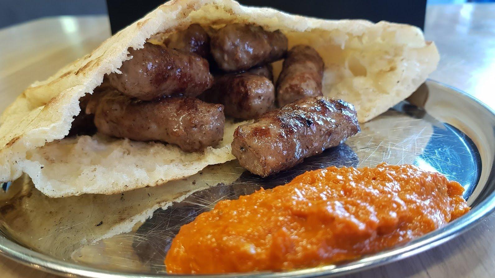 Merak Traditional Charcoal Barbecue