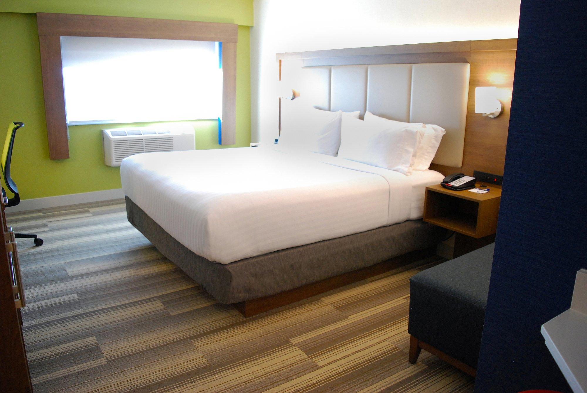 Holiday Inn Express Vancouver Airport - Richmond, an IHG hotel