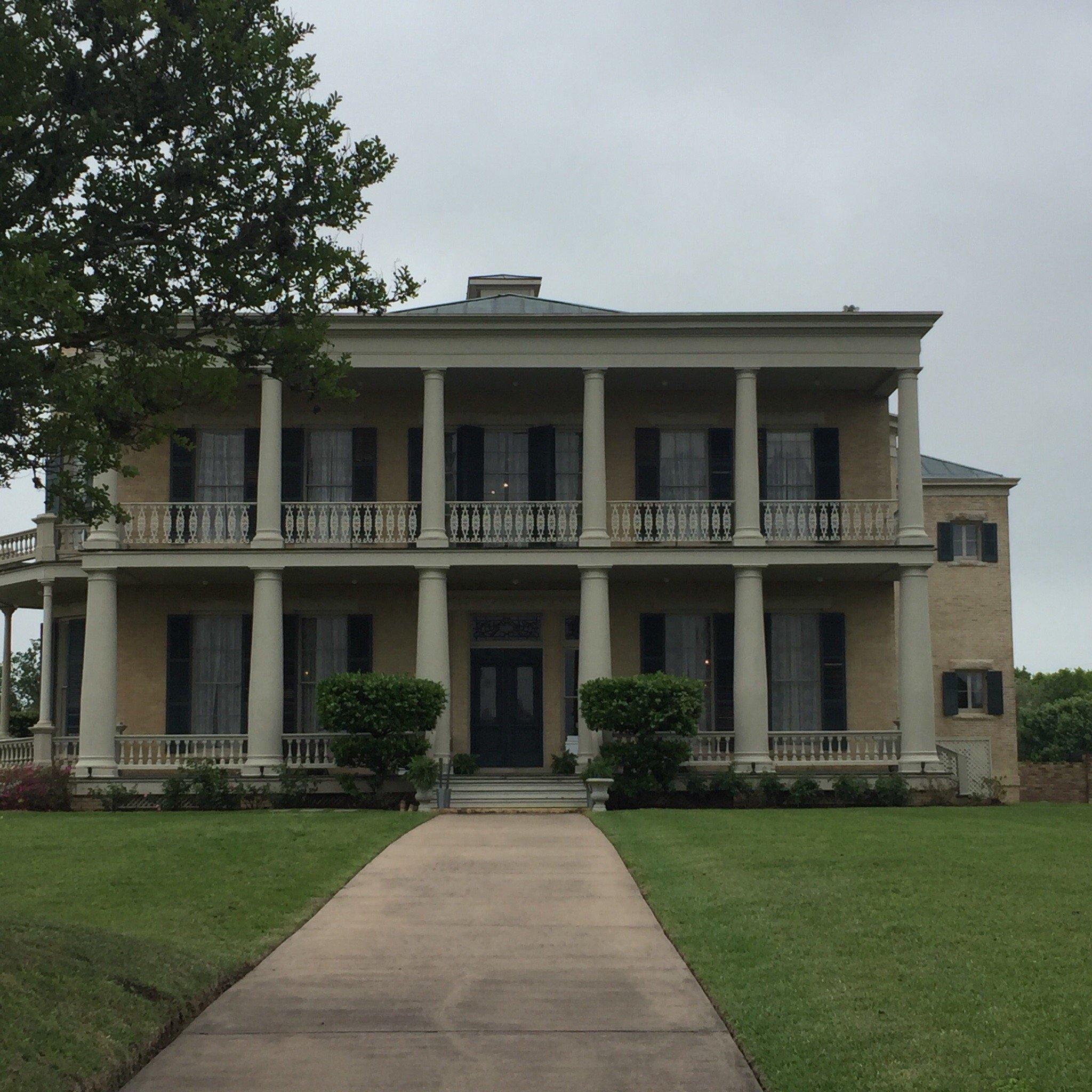 Giddings Stone Mansion