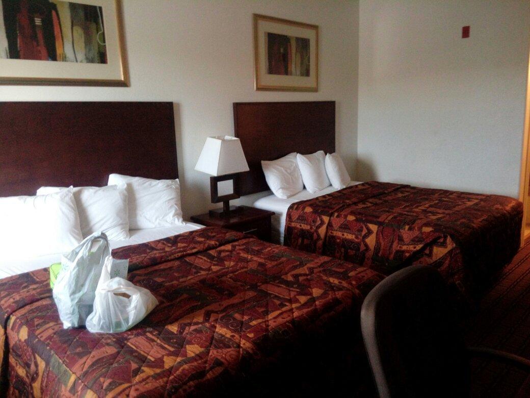 America Inn & Suites