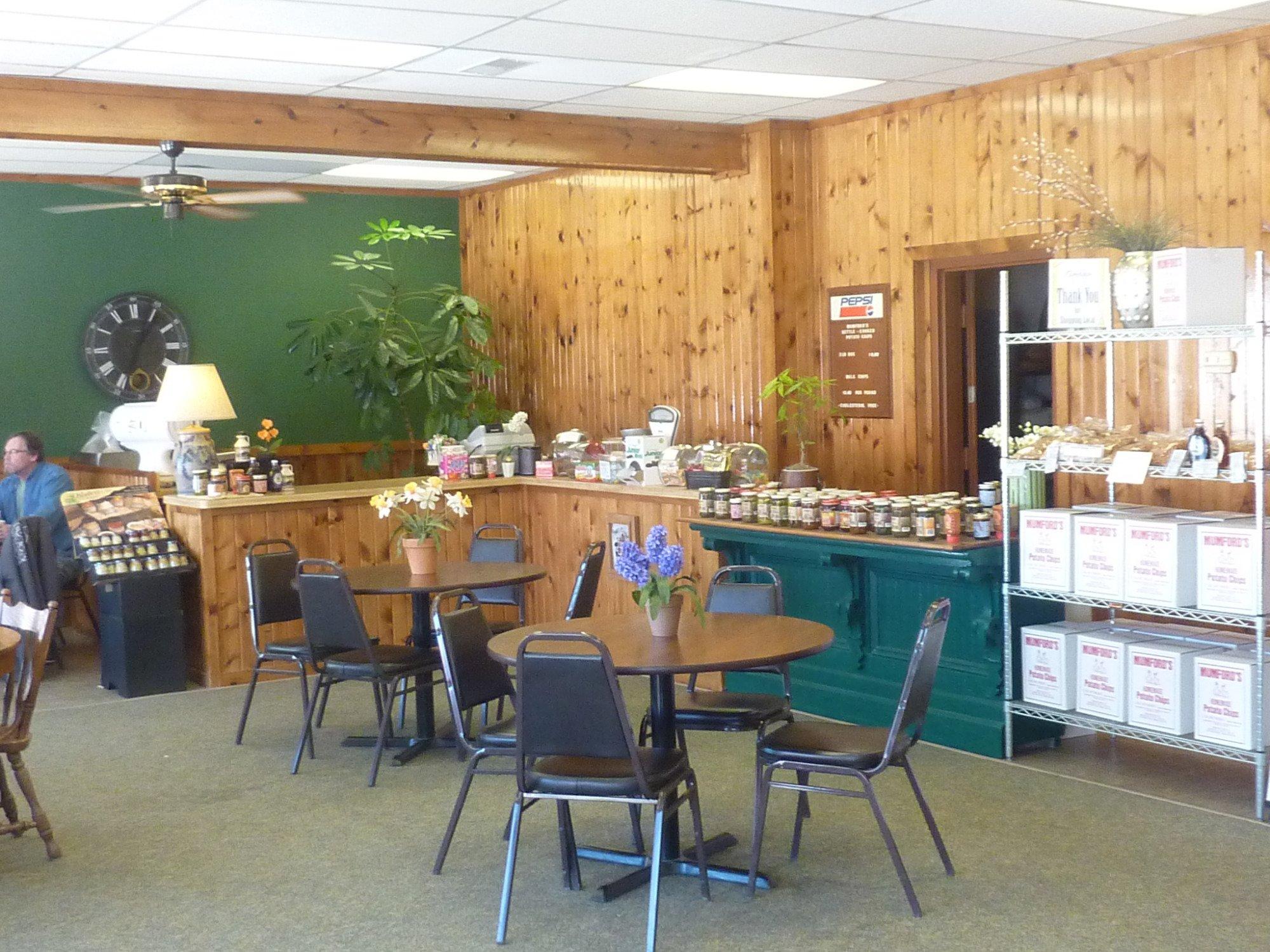 Mumford's Potato Chip & Deli