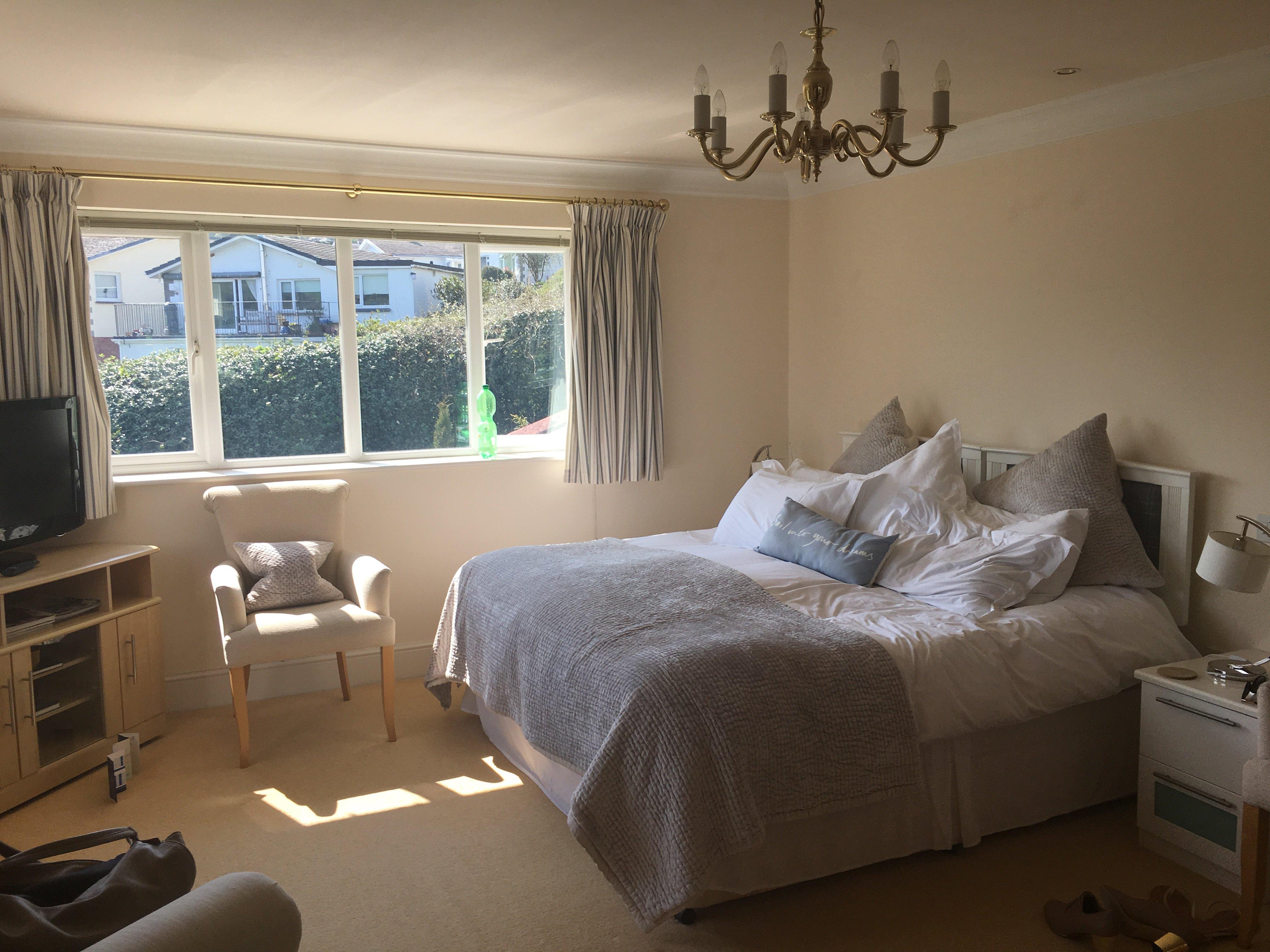 Apple Tree Court House