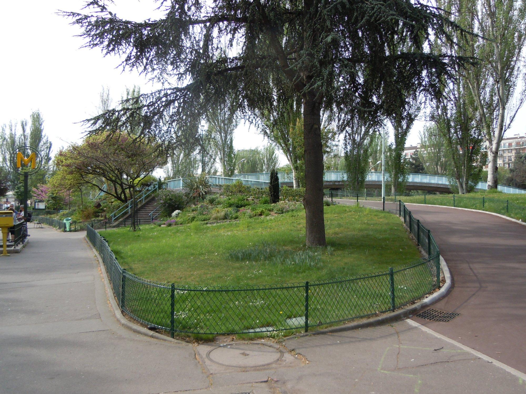 Place de la Porte de Saint Cloud