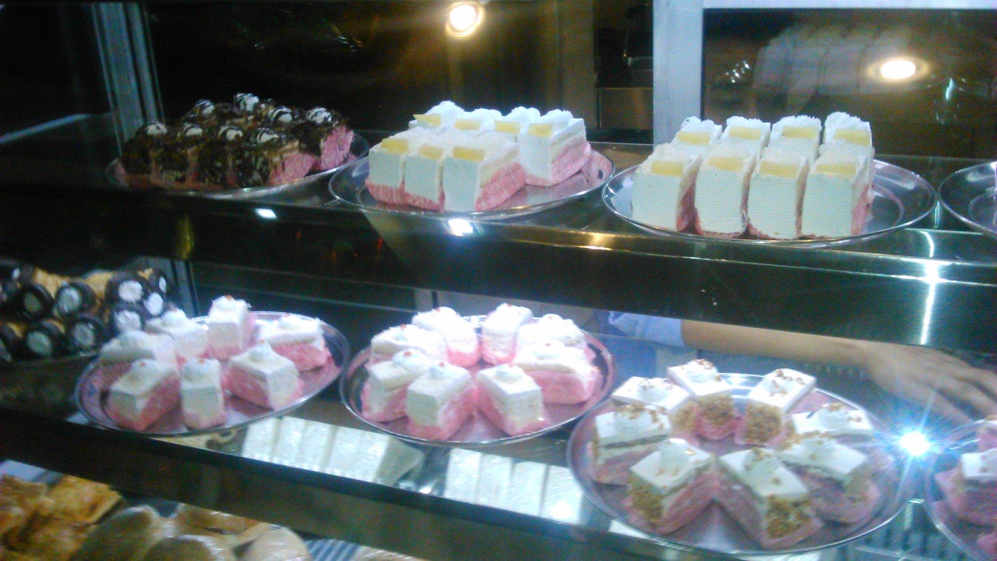 Fusion Cafe' + Lounge Bar