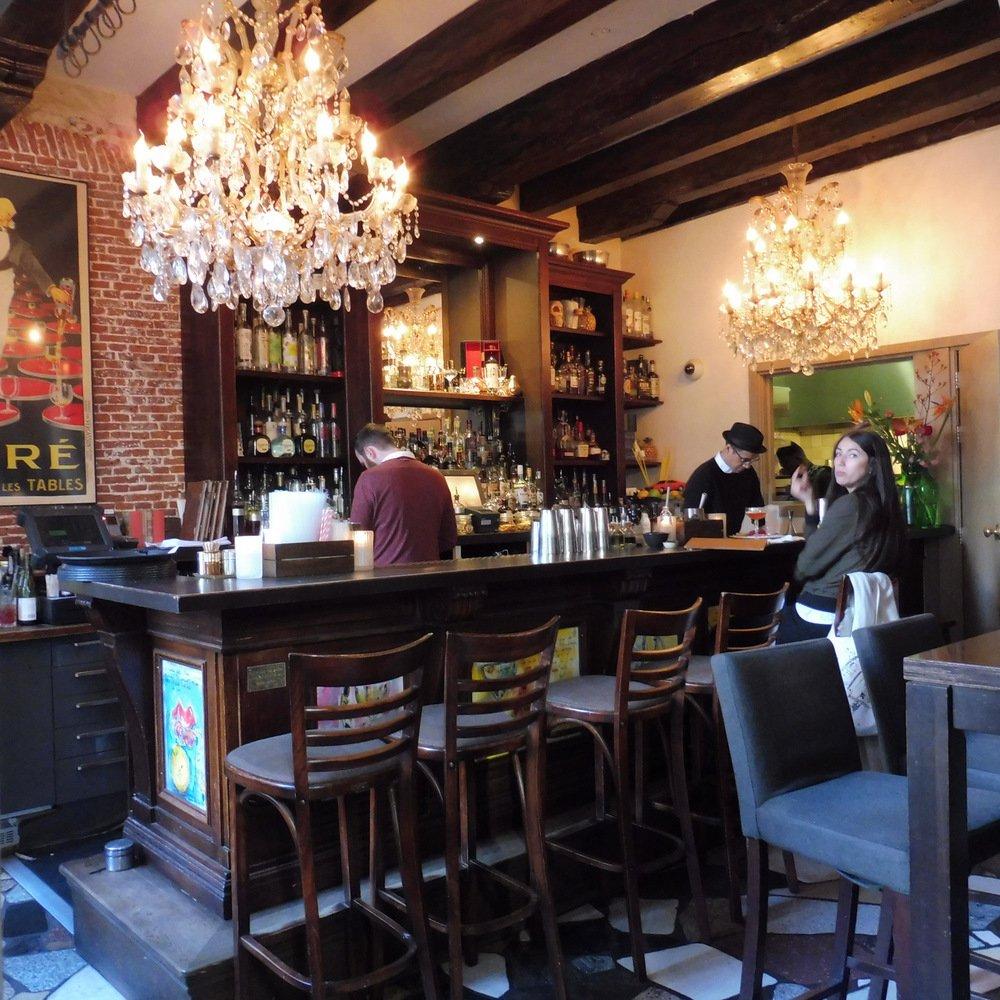 Photo by Leroseetlenoir