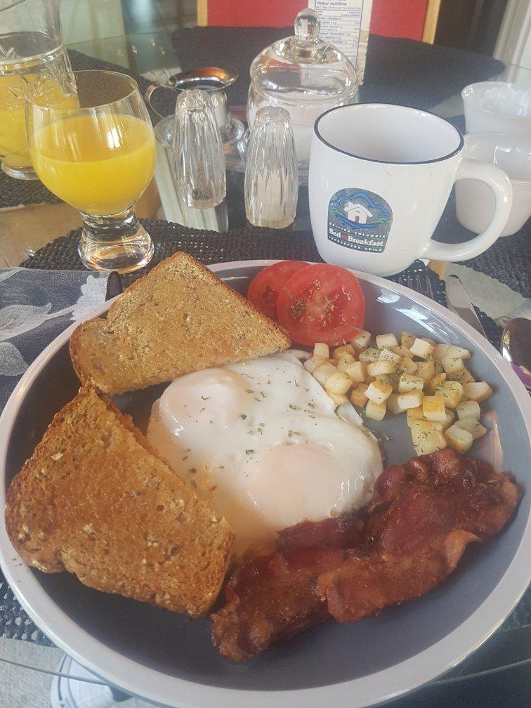 Mead Manor Bed & Breakfast