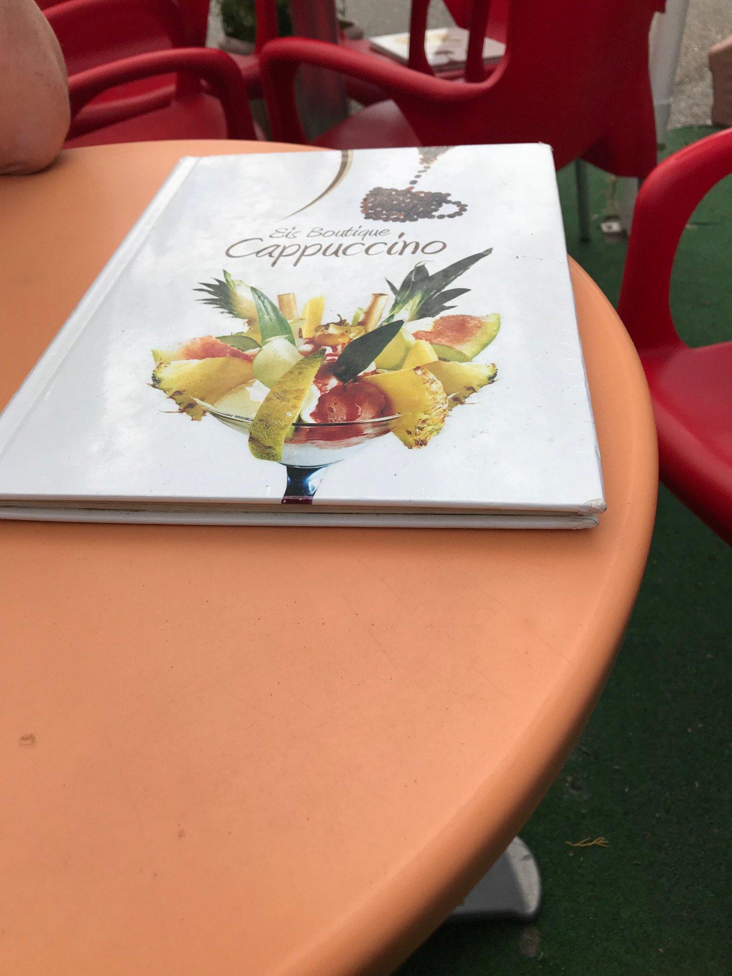 Eisboutique Cappuccino