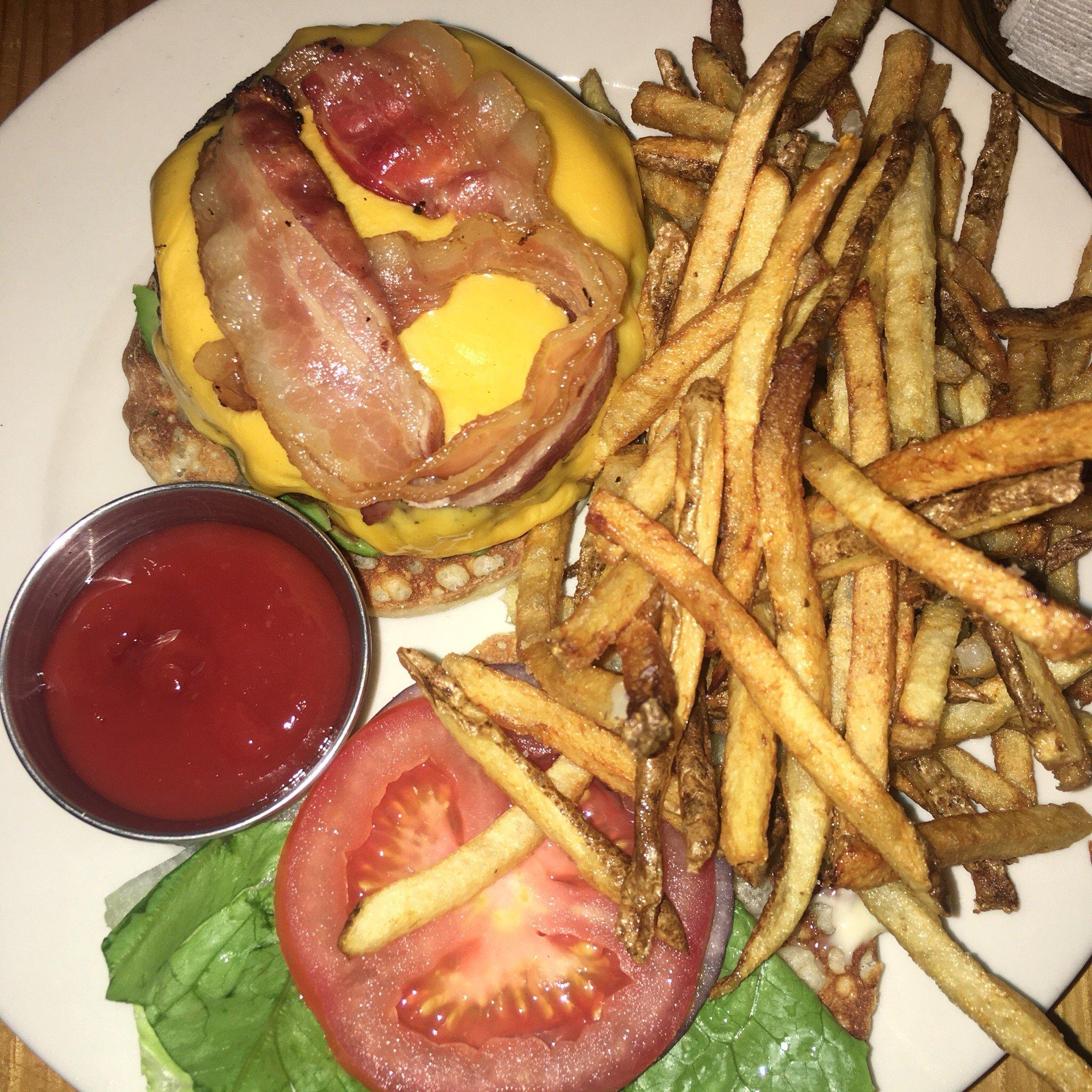 Green Rock Tap & Grill