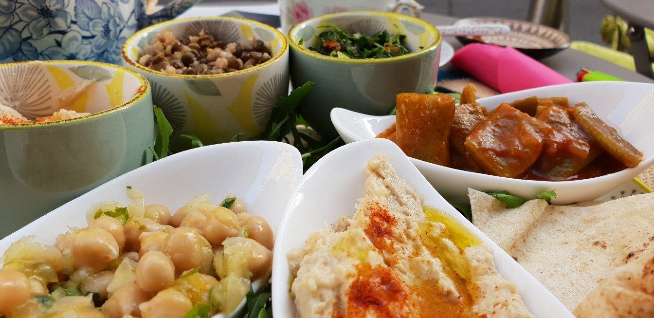 Autour D'Un Livre, Salon de Thé Littéraire