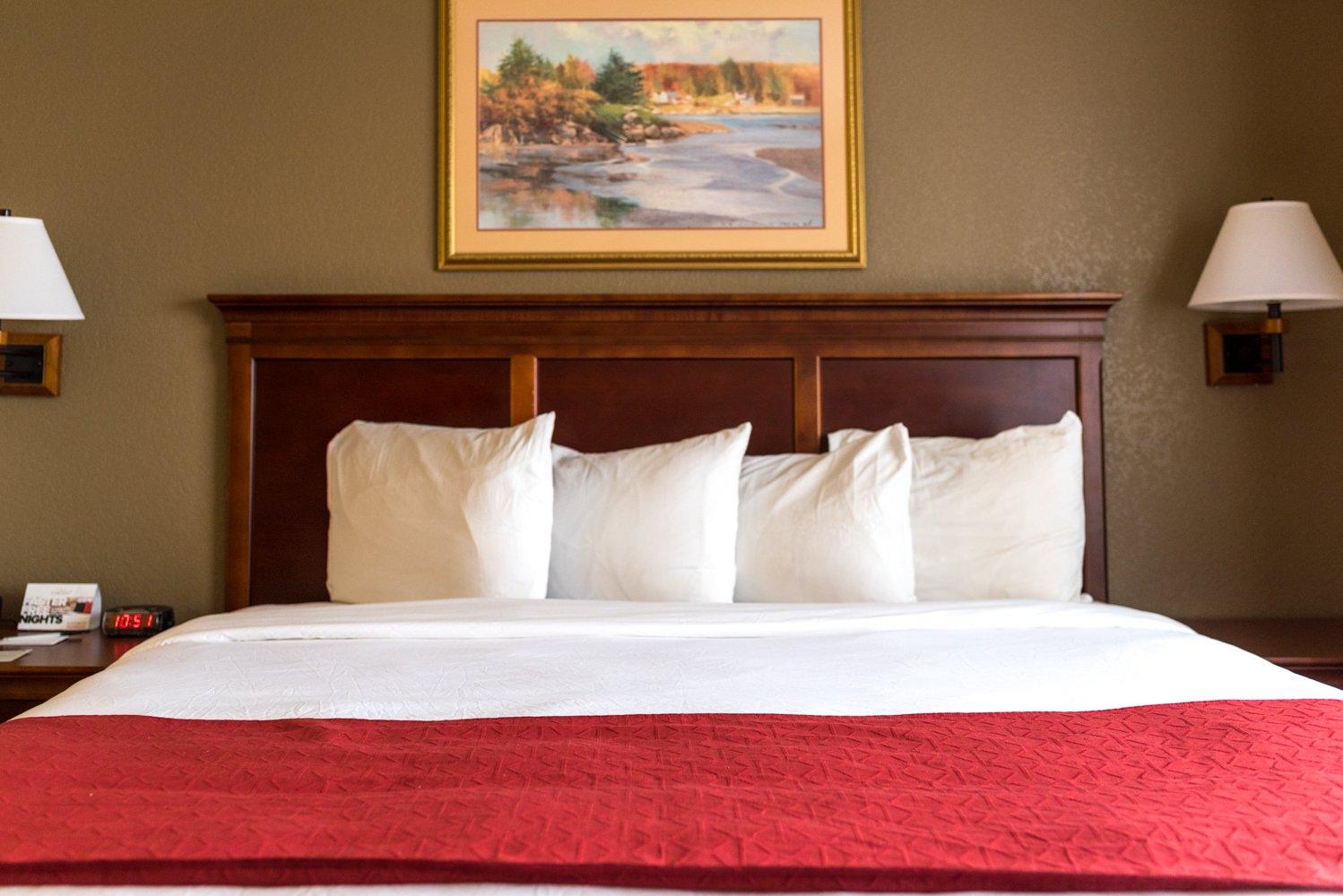 Holiday Inn Express & Suites Elyria, an IHG Hotel