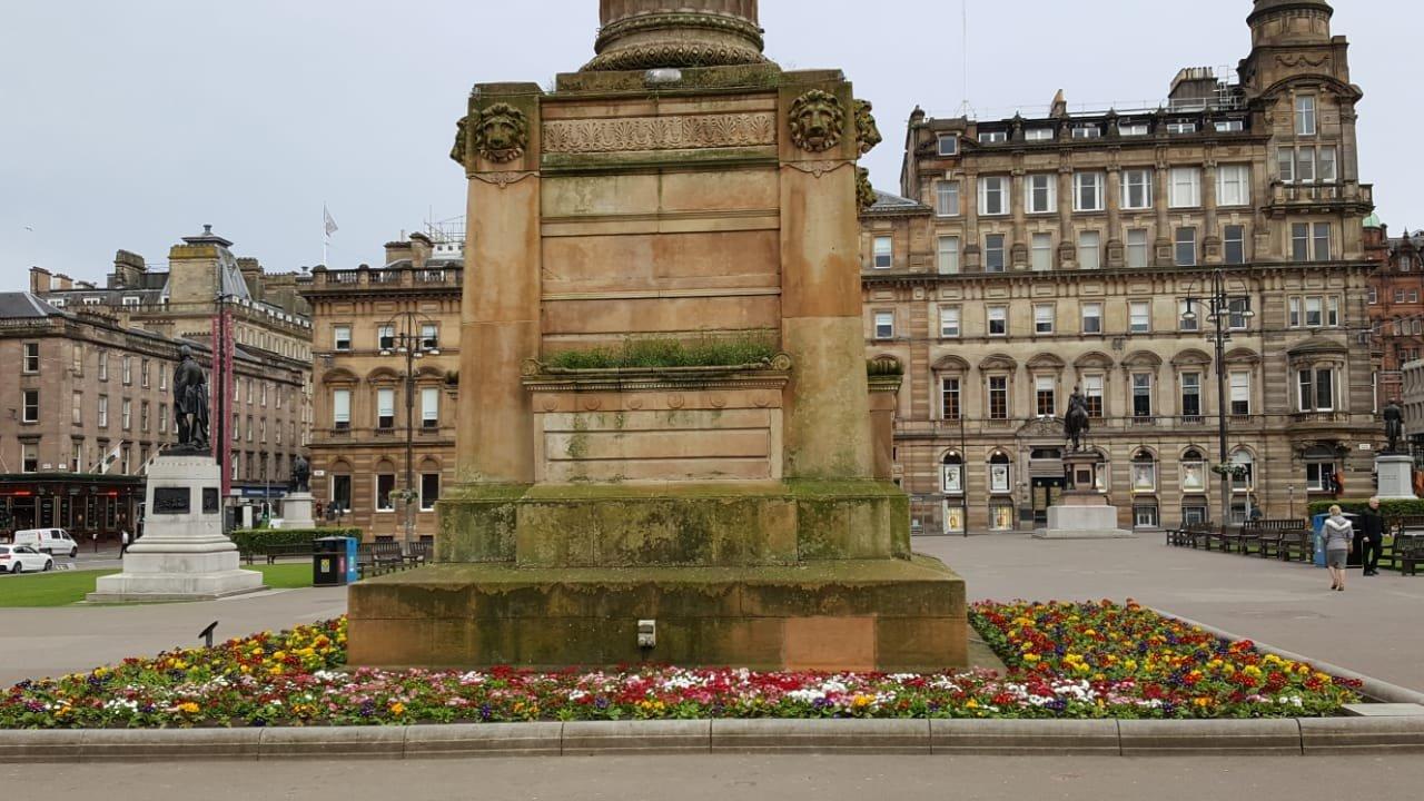 Sir Walter Scott Statue