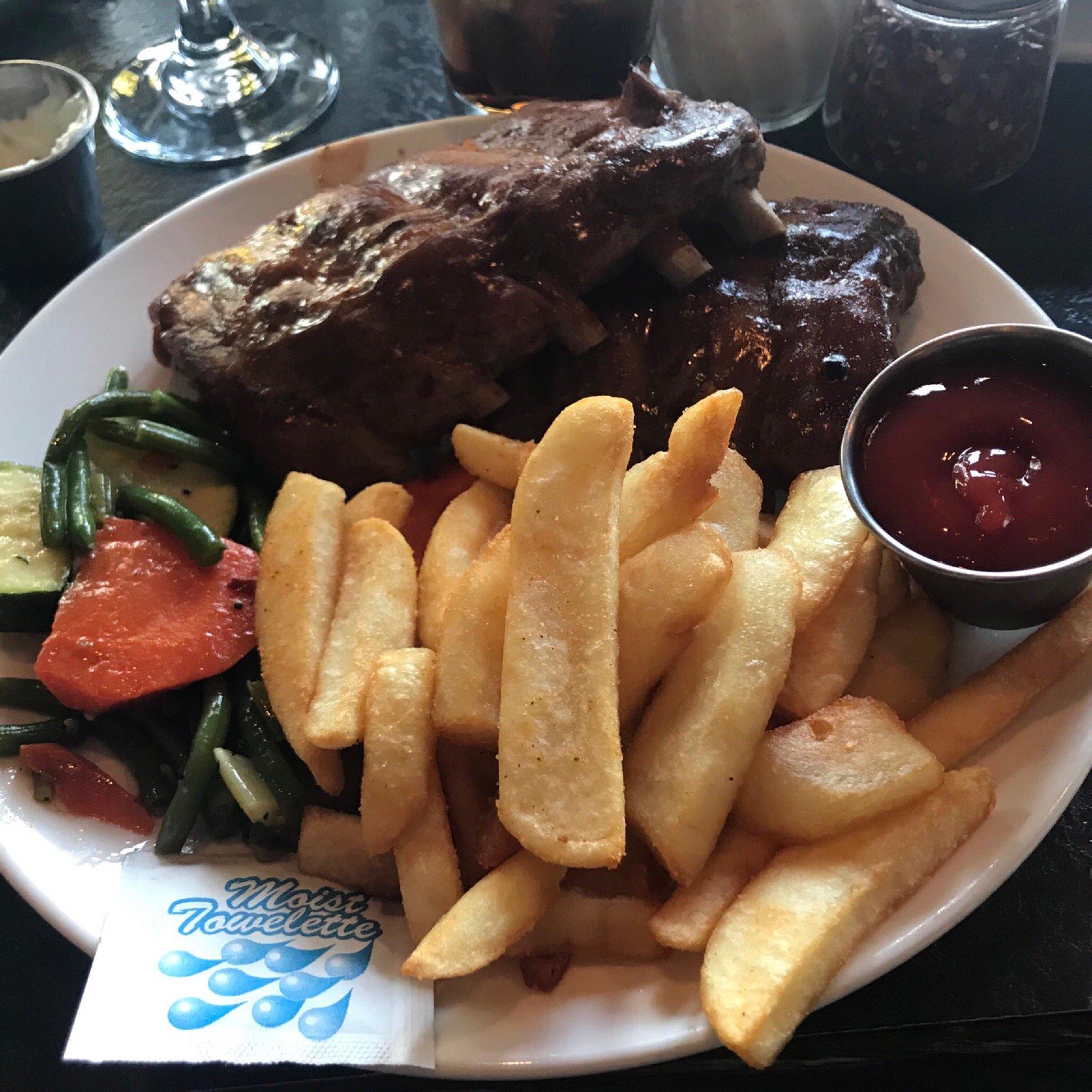 Photo by SuperTravller