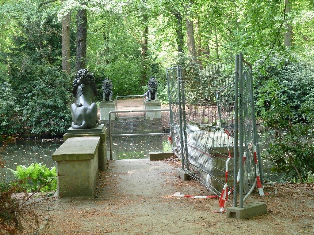 Löwenbrücke im Tiergarten
