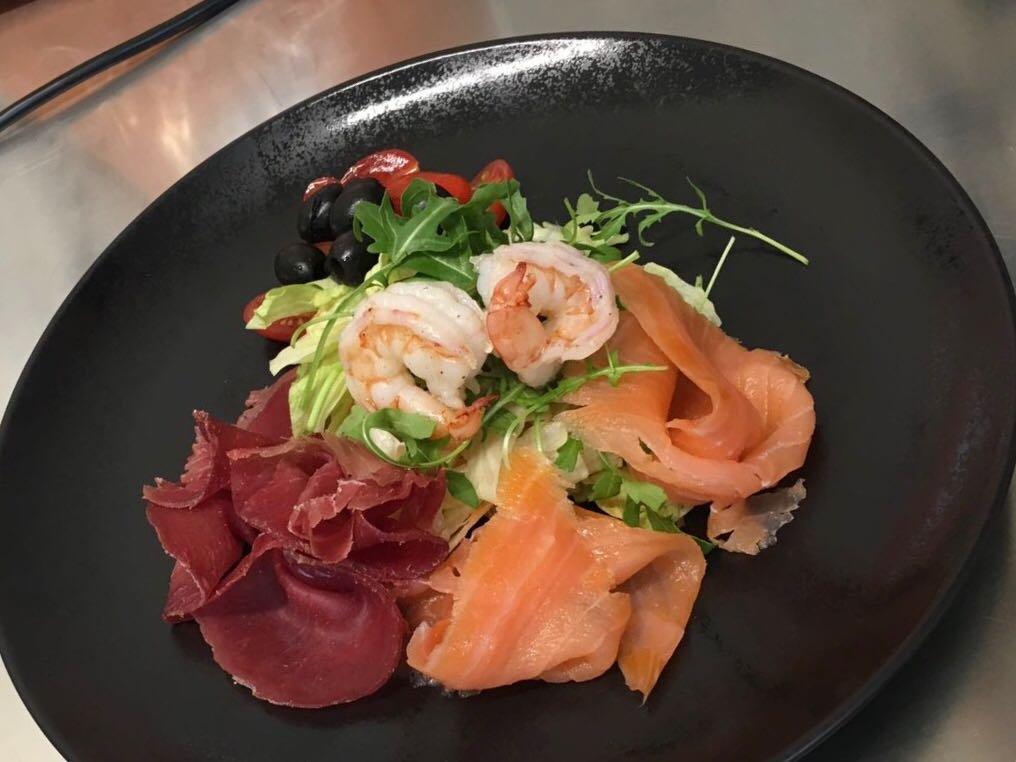 Photo by X5460HHsusanam