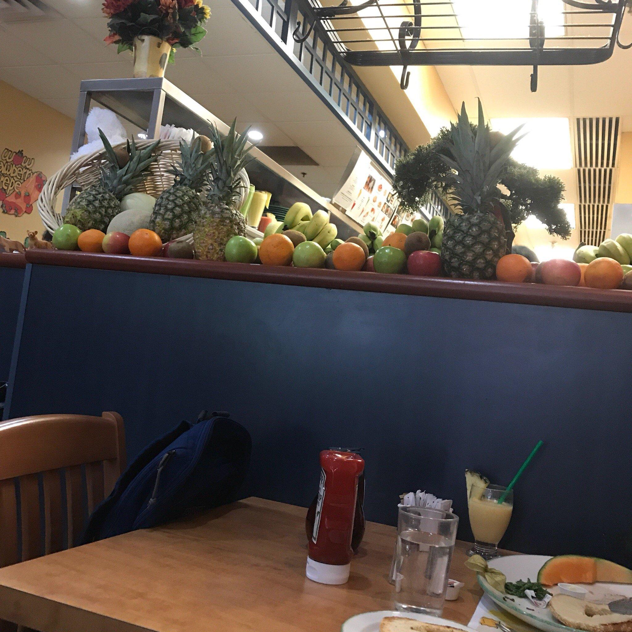 Cora's Breakfast & Lunch