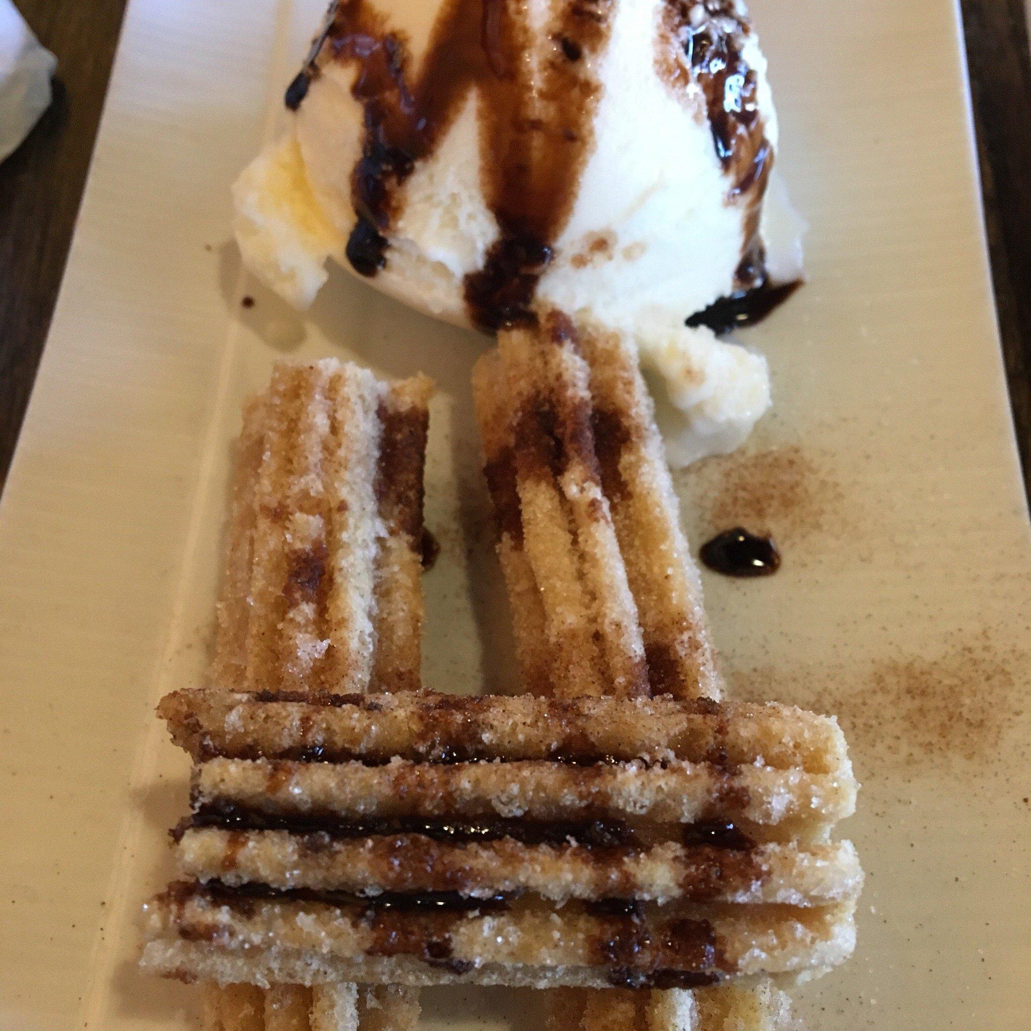 Los Mariachis Restaurant