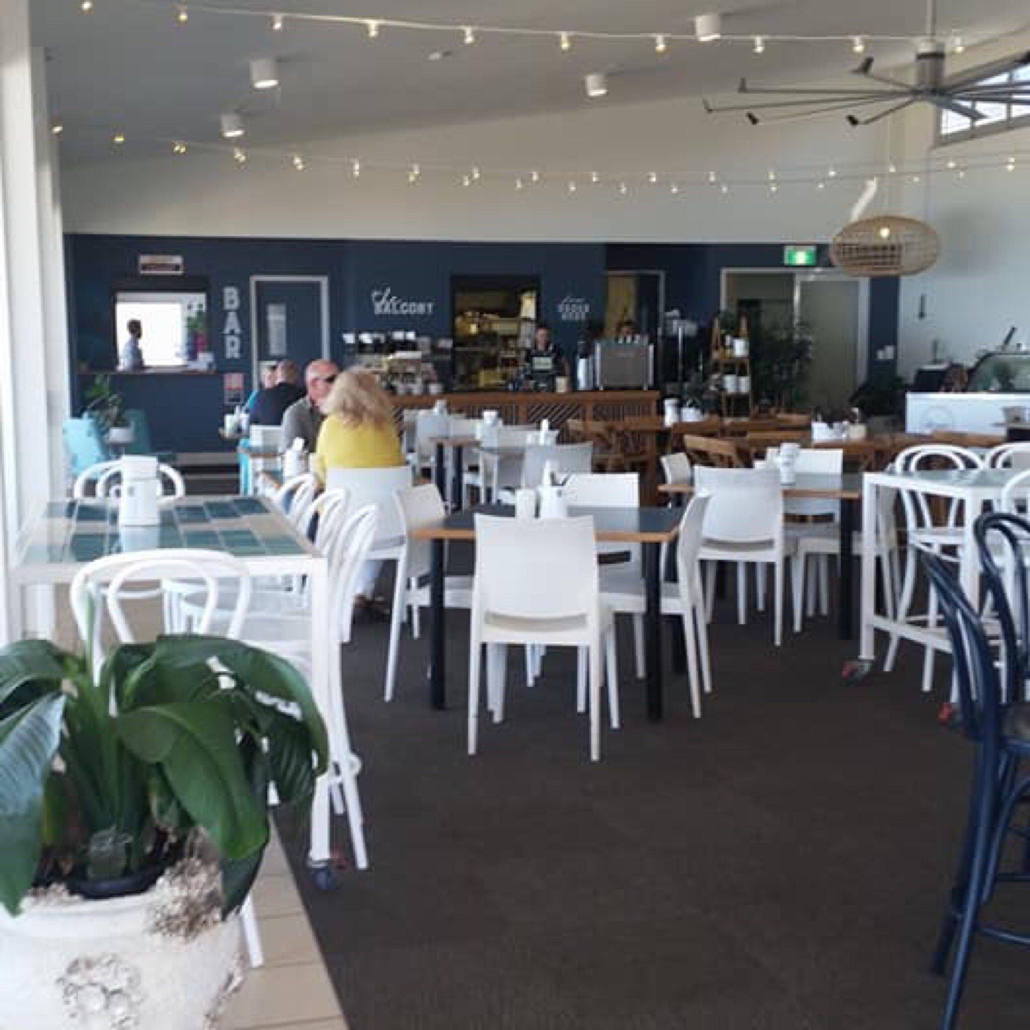 Photo by sixfriends44