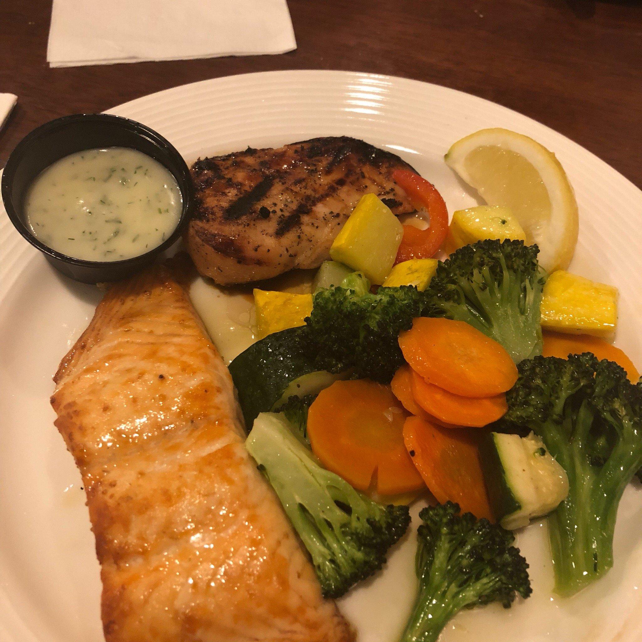 Grassfield's Food & Spirit