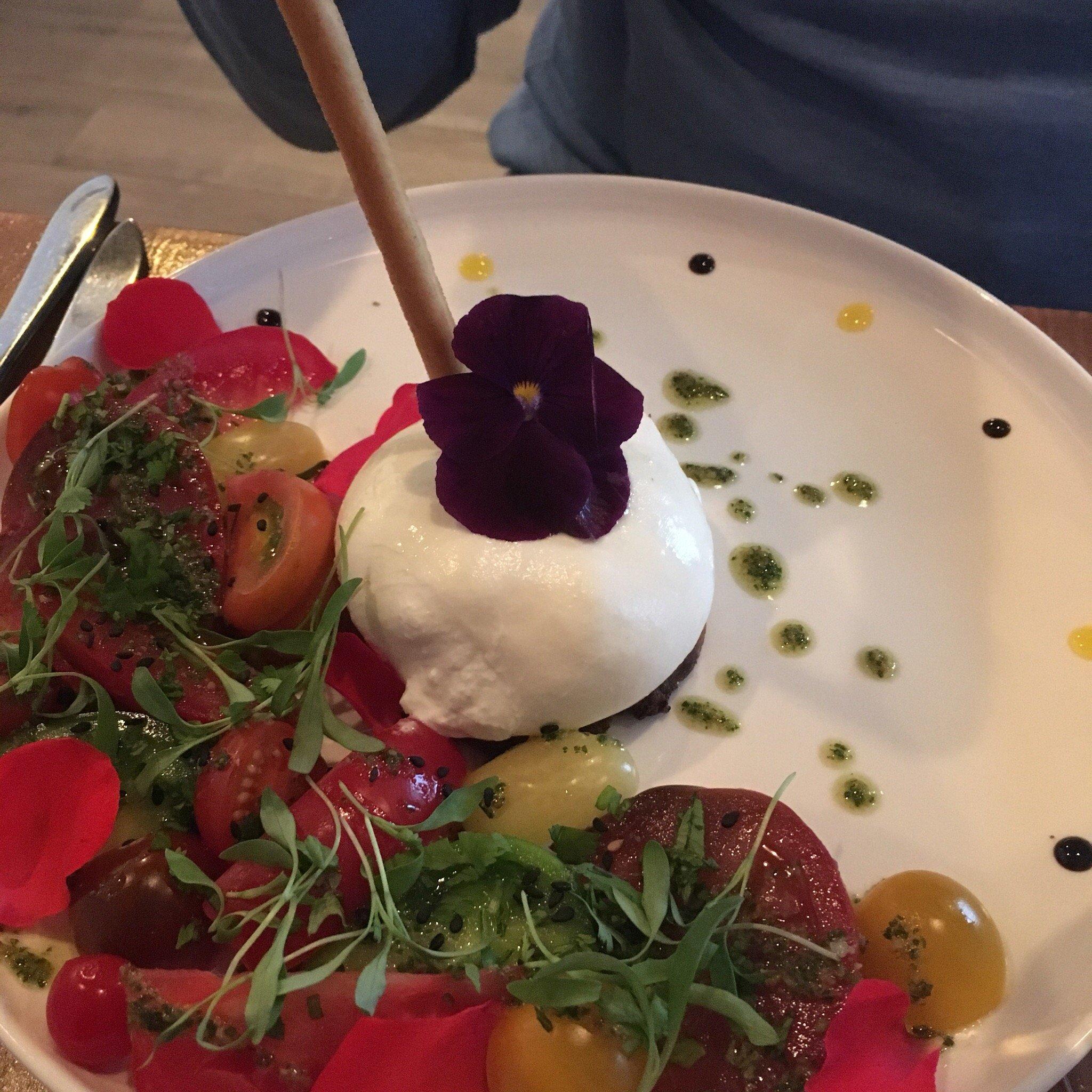 Photo by LoloFlav75009