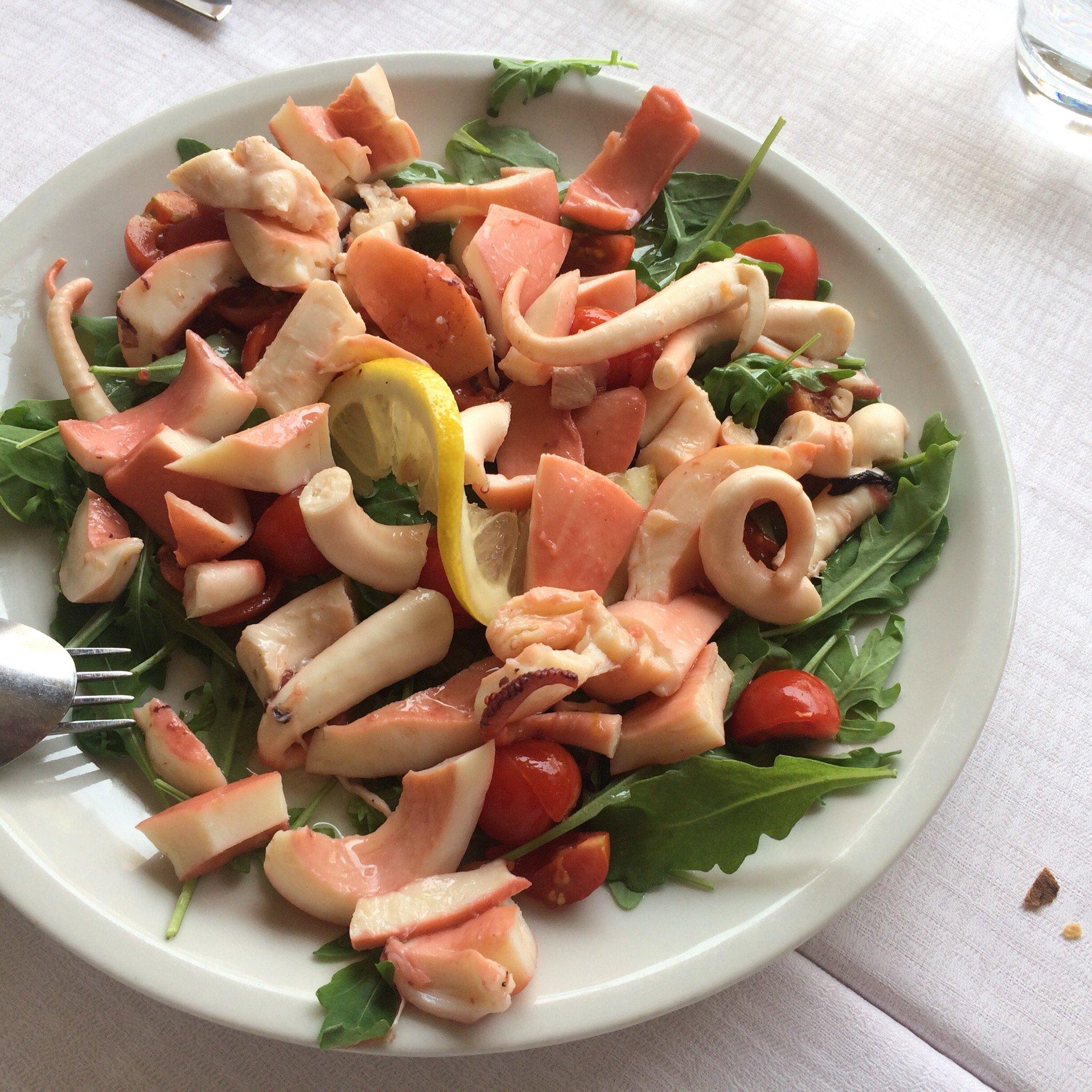 Roca De Mar Cipriano's