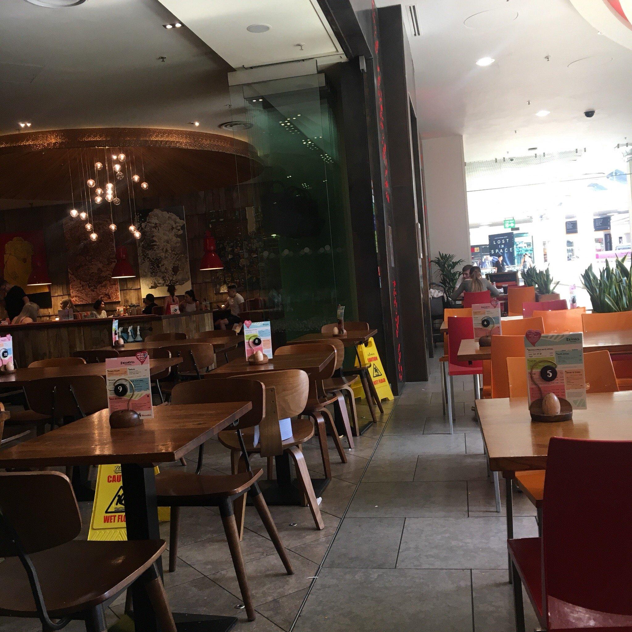 Nando's Metro Centre - Blue Mall