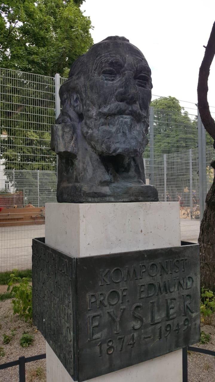 Denkmal Edmund Eysler