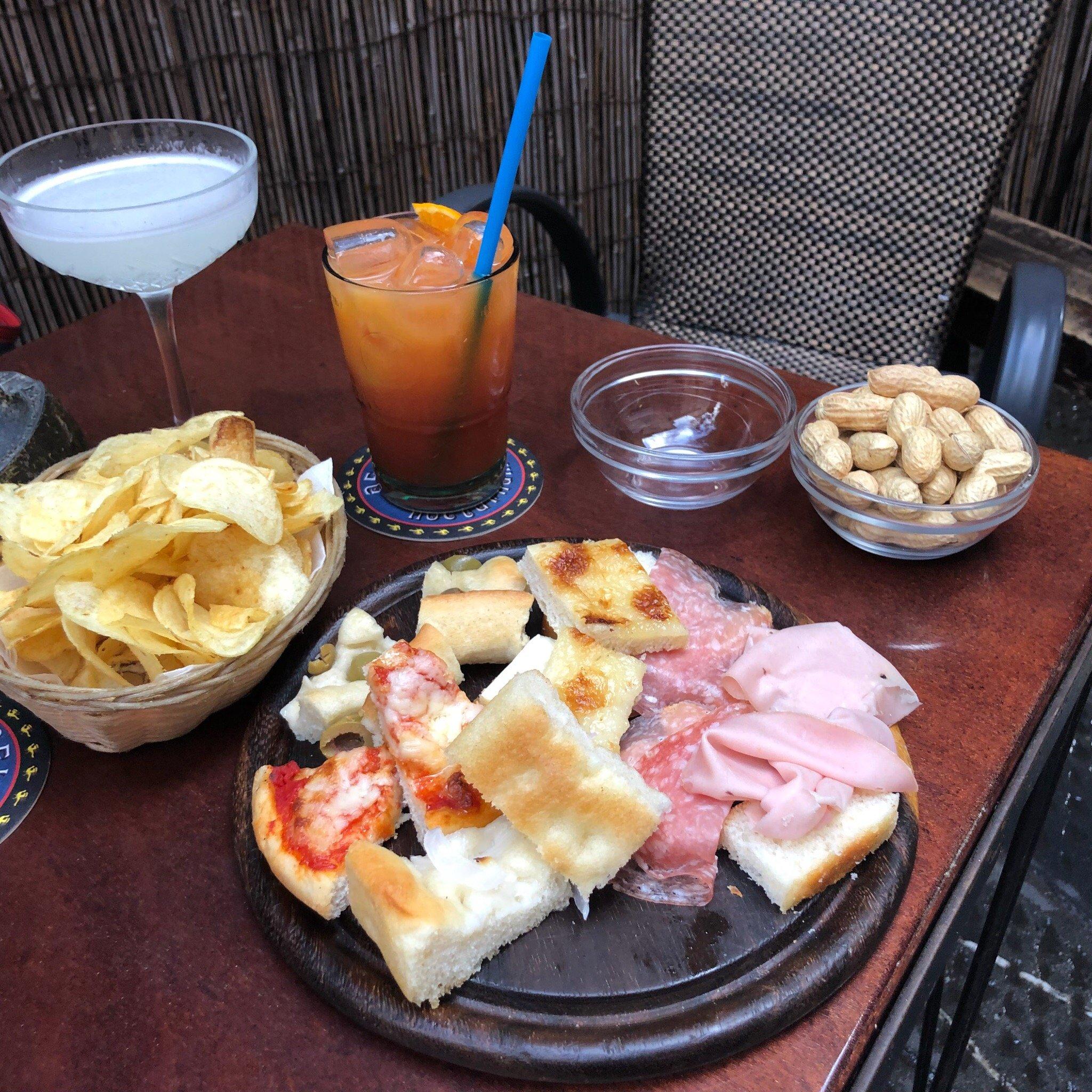 Photo by laurafrancescap