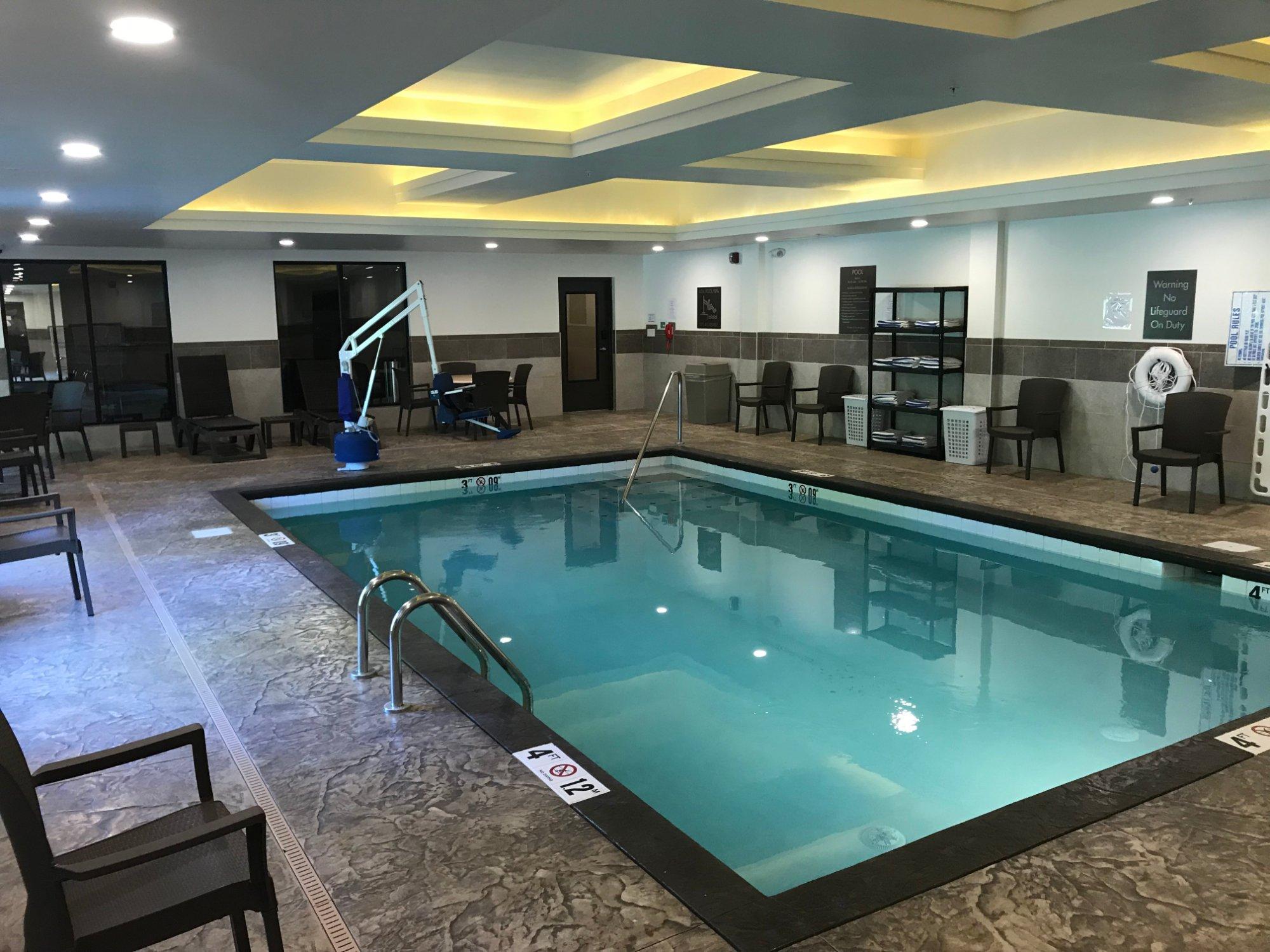 Comfort Suites Columbus Airport