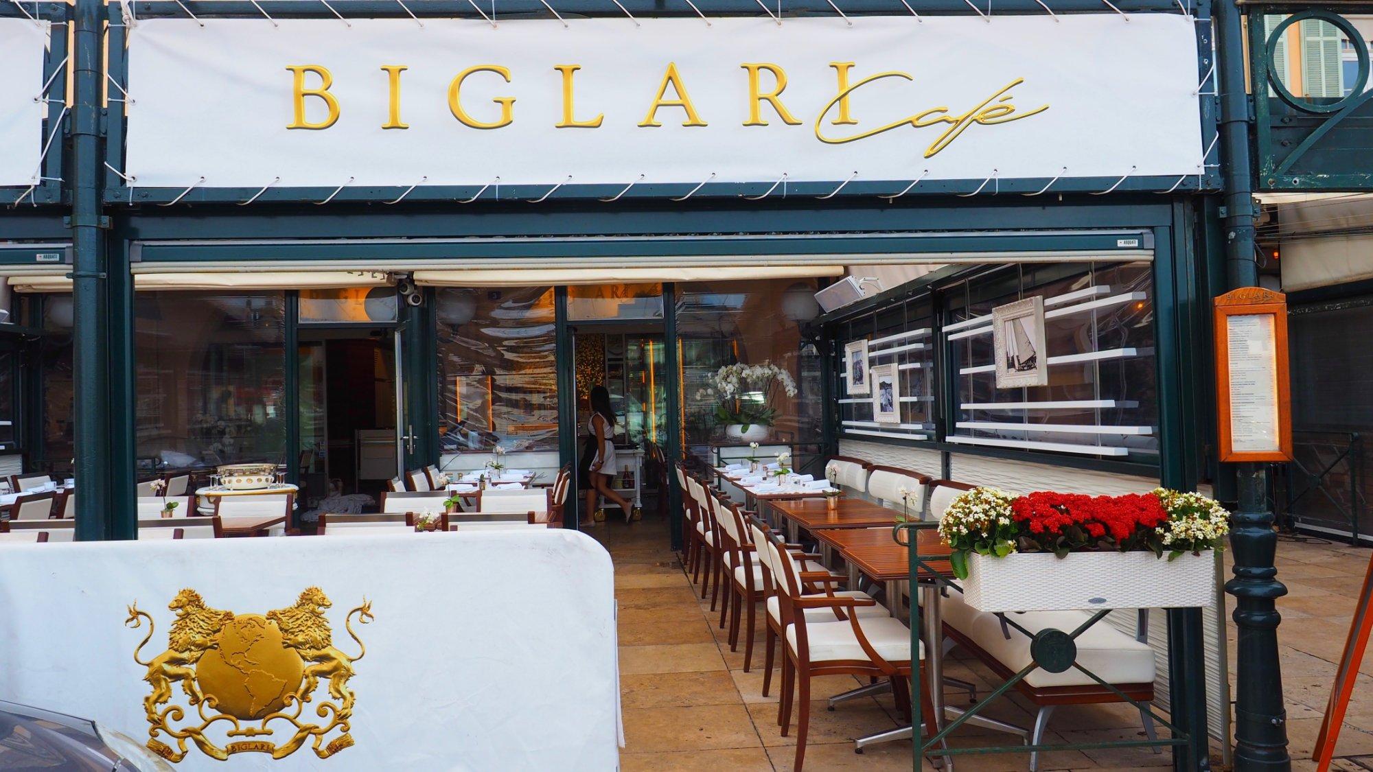 Biglari Café