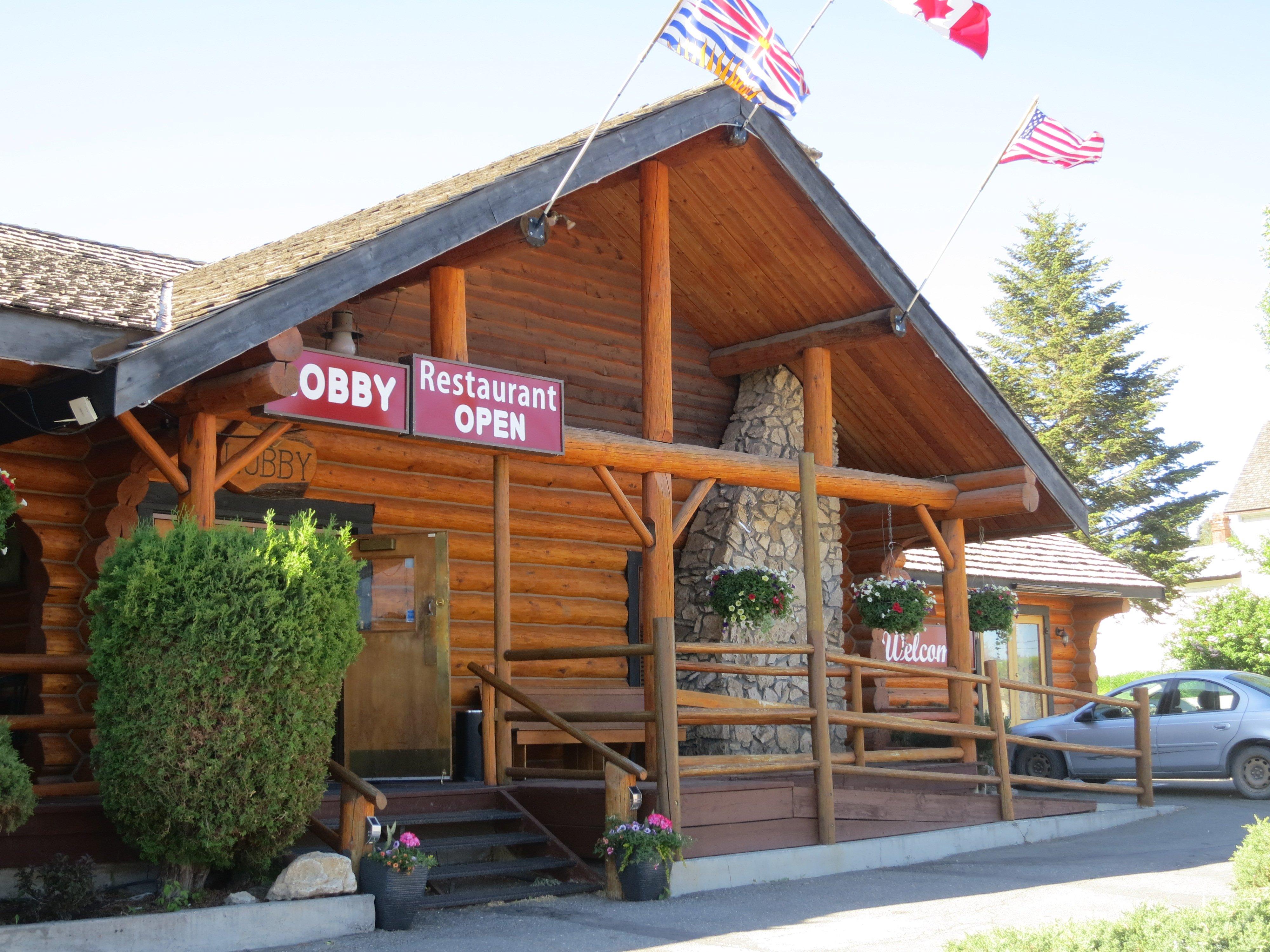 Cariboo Lodge Resort