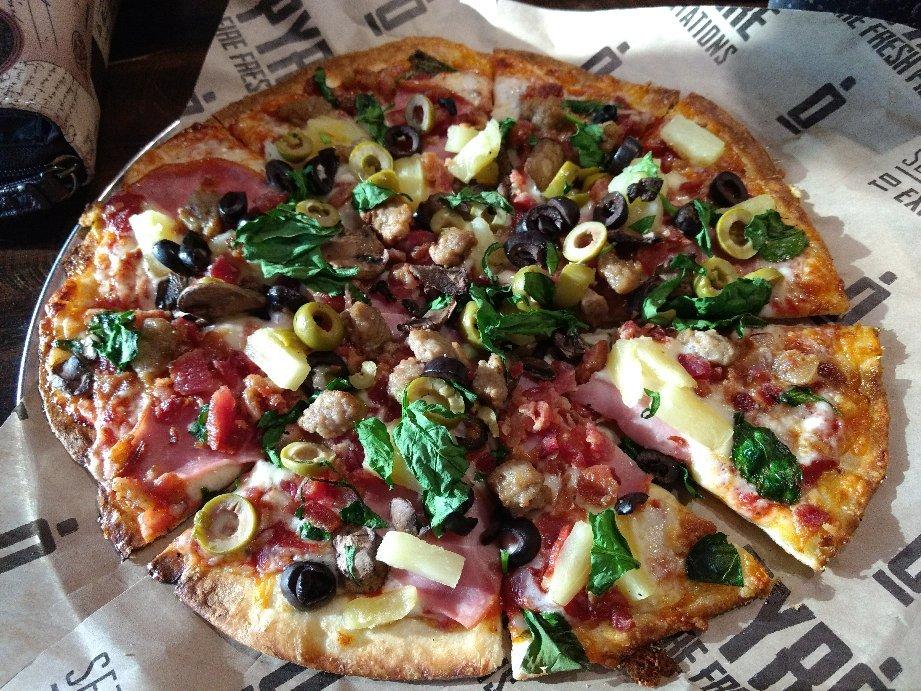 Pyros Fire Fresh Pizza